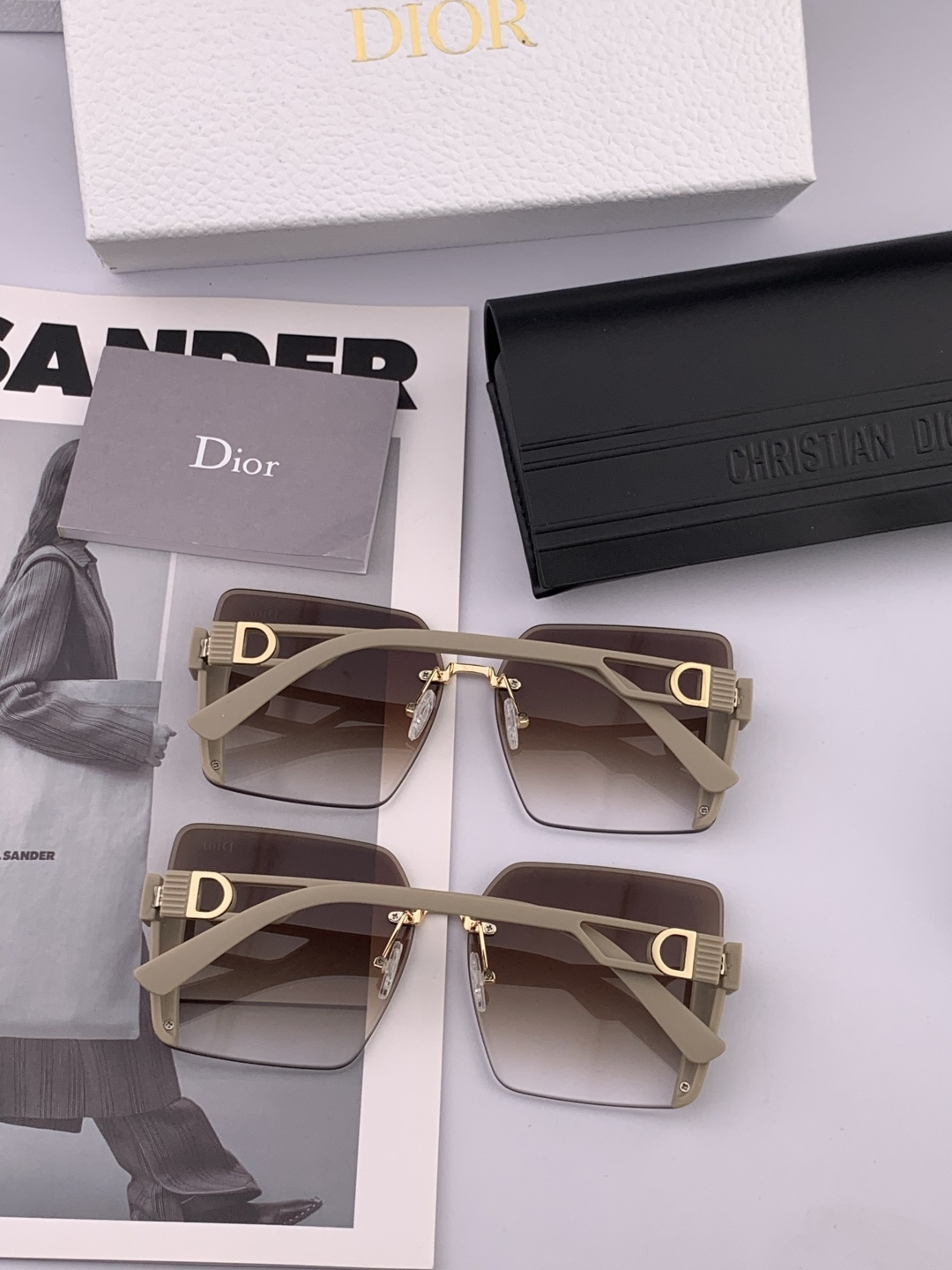 🔺 【DIOR-迪奥】2025开春新款 潮流爆款 时尚方框太阳镜 高品质 佩戴舒适 网红潮款墨镜 女士高