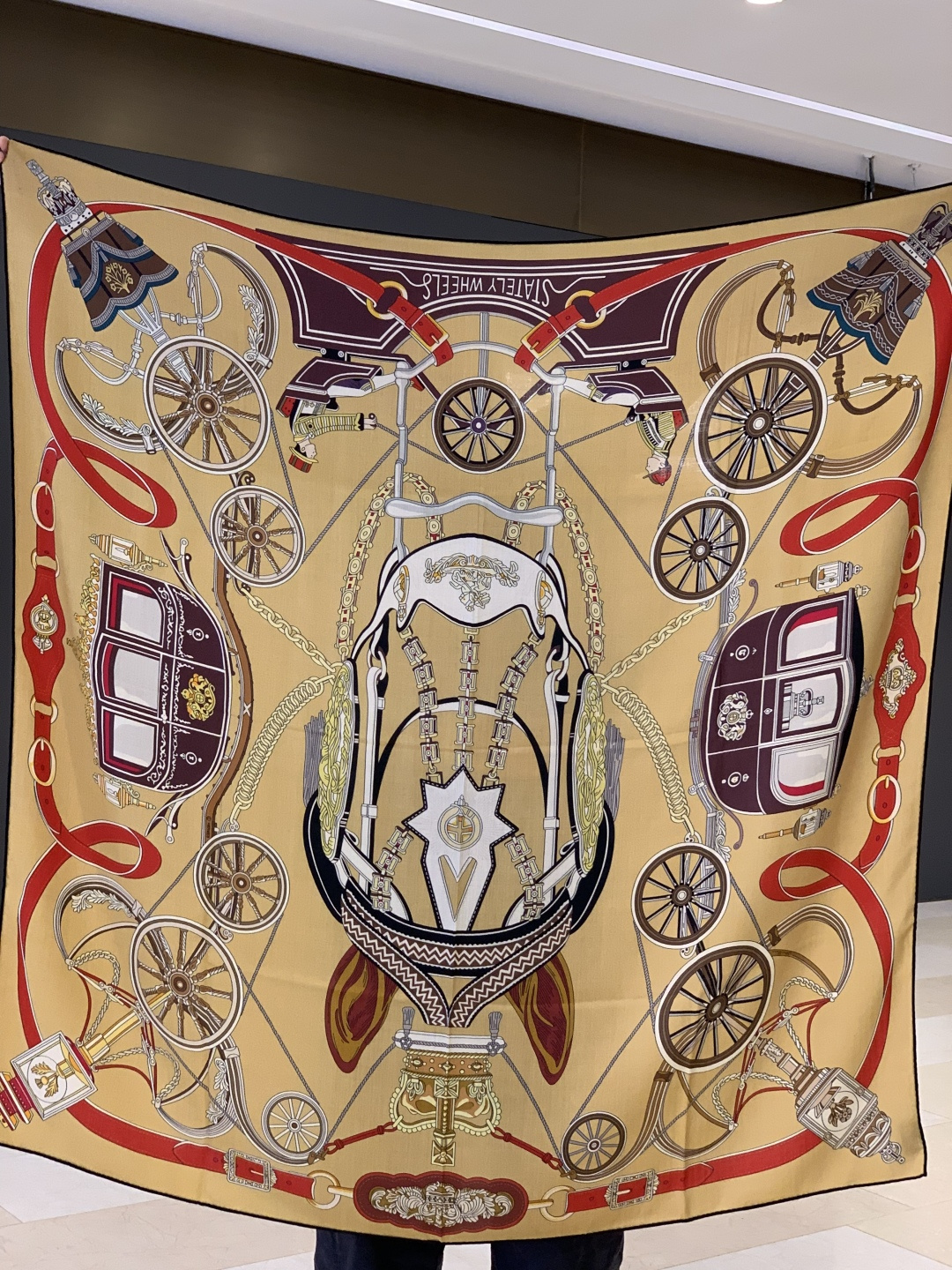 羊绒新款🆕👏👏买了都说好看‼️推荐💕爱马仕双面同色羊绒方巾【双面同色140】，顶级工艺超值‼️爱马仕专柜