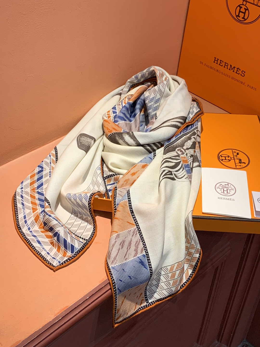 ✨✨【双面同色 丝毛款】H家羊绒新款 买了都说好看‼️推荐💕【骏马披挂 140】羊绒方巾‼️H家ZG爆款