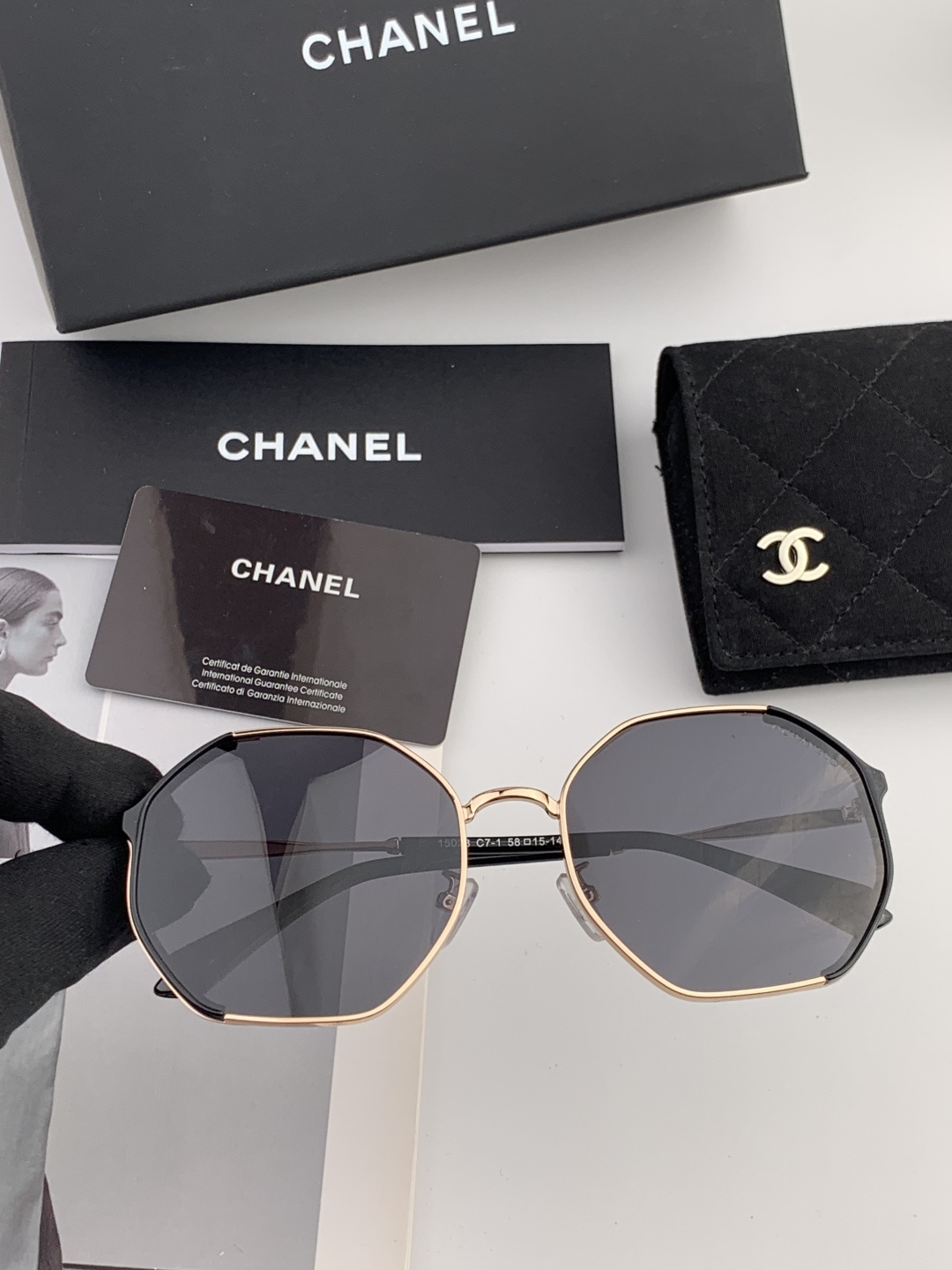 香奈儿🔺Chanel🔻2025官方众多明星同款[色]香奈儿‼‼新款大框偏光墨镜 🌈🌈宝丽来超清偏光太阳镜