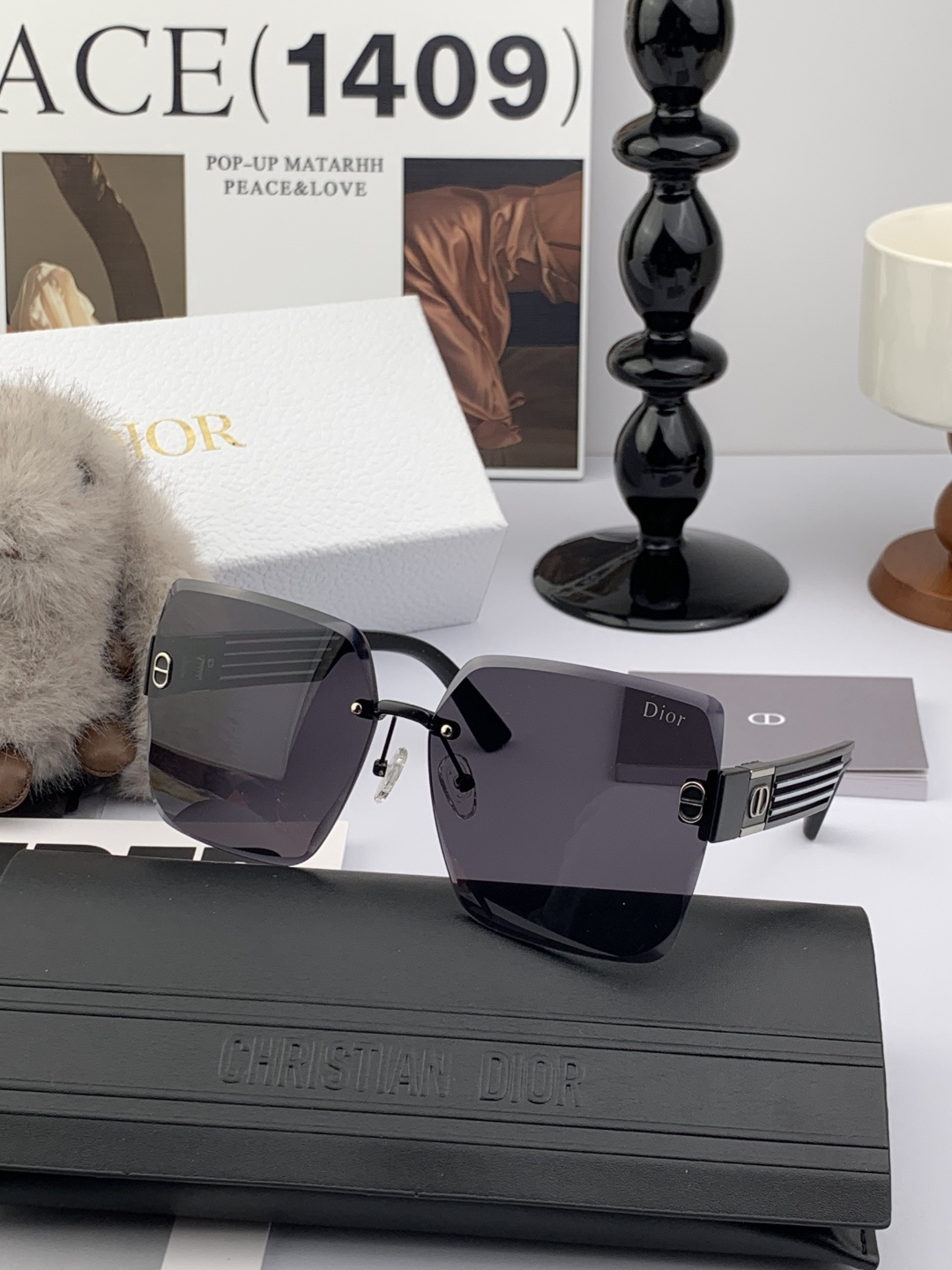 🔺 【DIOR-迪奥】2025开春新款 潮流爆款 时尚方框太阳镜 高品质 佩戴舒适 网红潮款墨镜 型号：