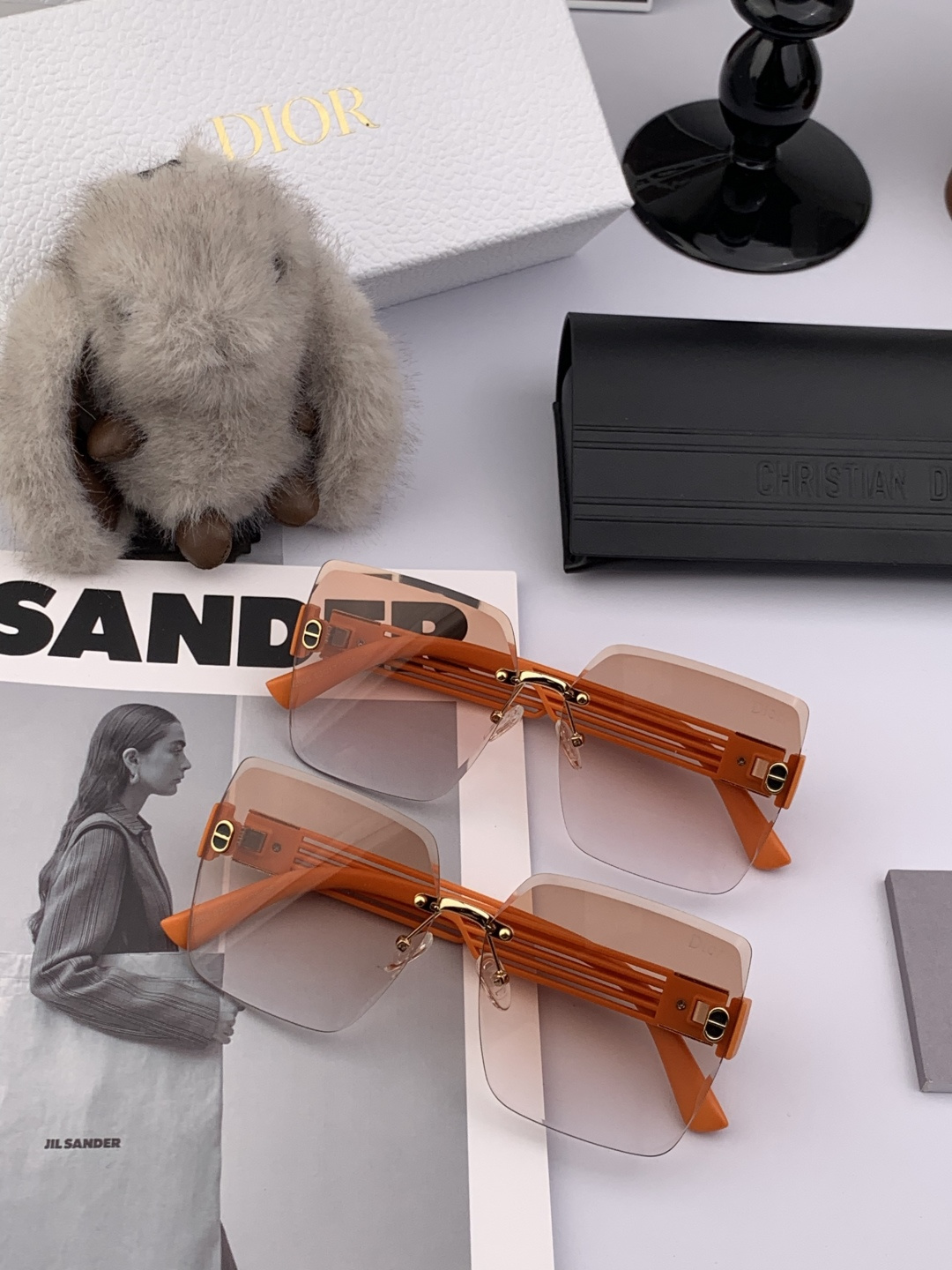 🔺 【DIOR-迪奥】2025开春新款 潮流爆款 时尚方框太阳镜 高品质 佩戴舒适 网红潮款墨镜 型号：