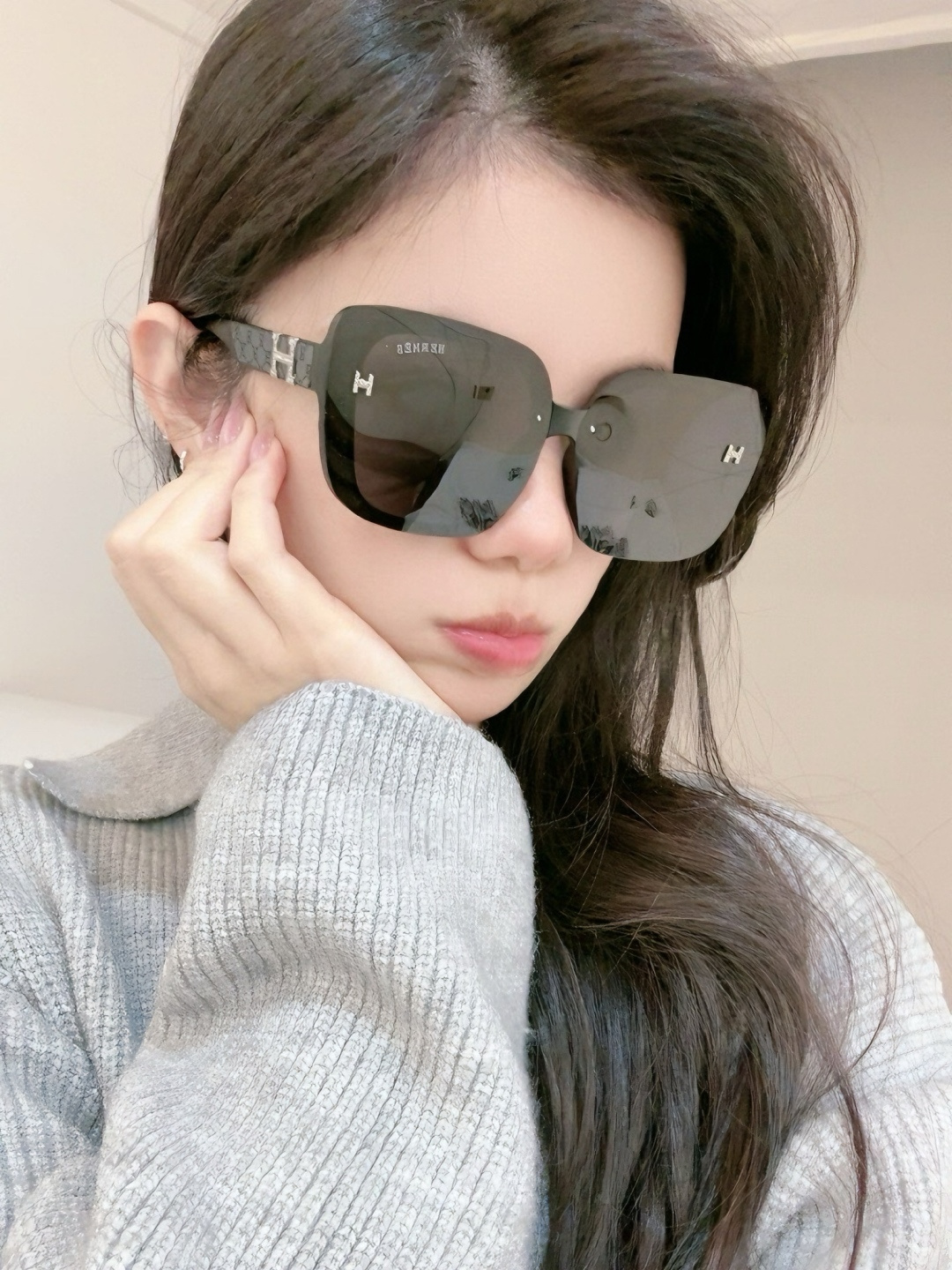 【TR偏光系列】爱马仕 经典的方框设计，不挑脸型，无论搭配大衣还是连衣裙都非常显气质尼龙偏光镜片预防紫外