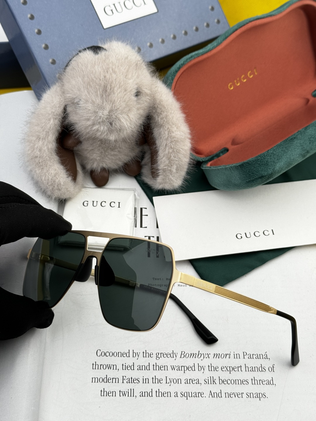 GUCCI 男款炫彩飞行员偏光太阳镜 ❤️材质：高清尼龙加厚卡槽高清偏光镜片 🌹无边框镜架💕颜👍型号：G