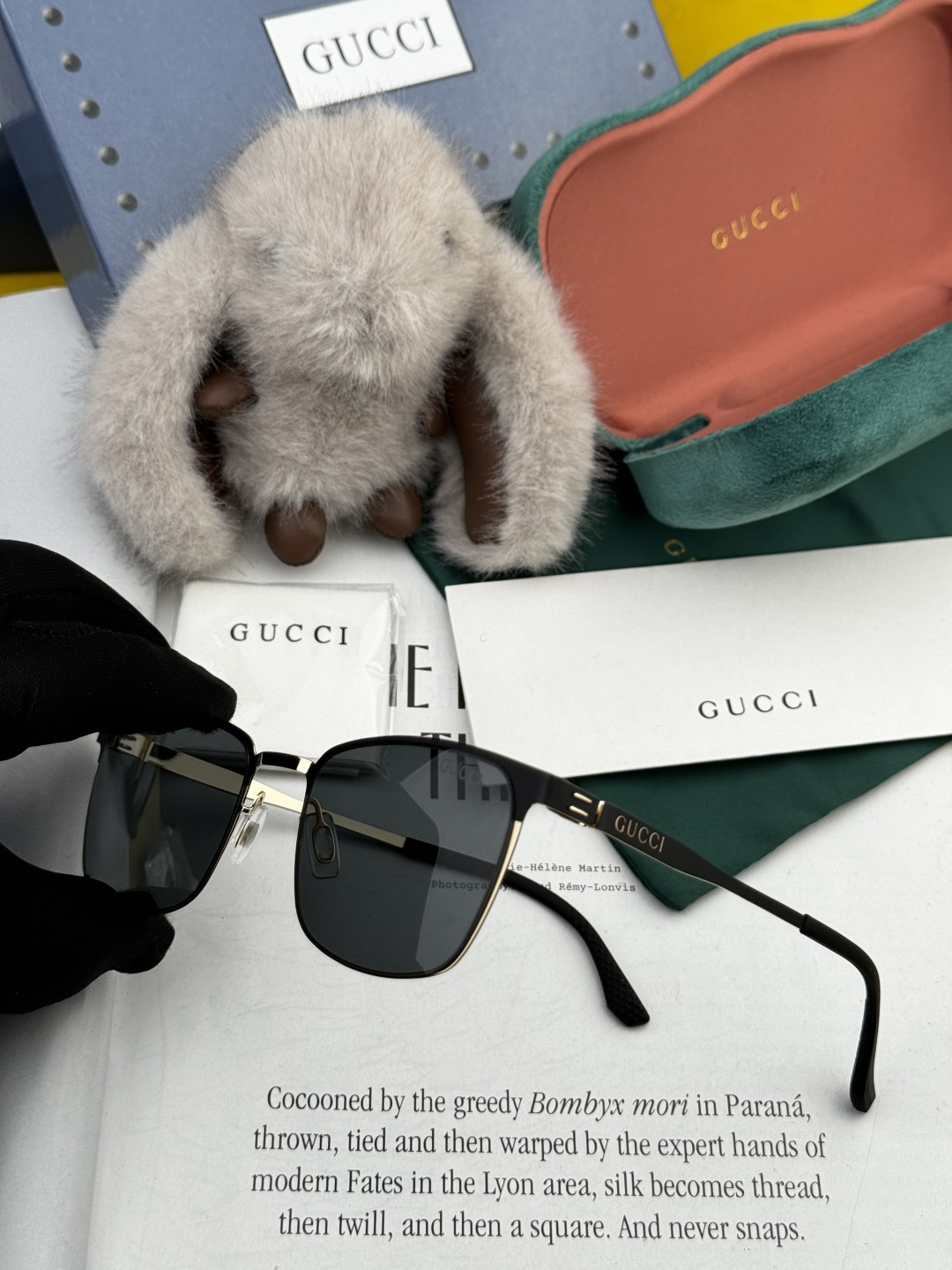 ♦️GUCCI 2025新款男女情侣款太阳镜多边形墨镜iP电镀永不褪色 超轻超有弹性整幅眼镜无螺丝重要的