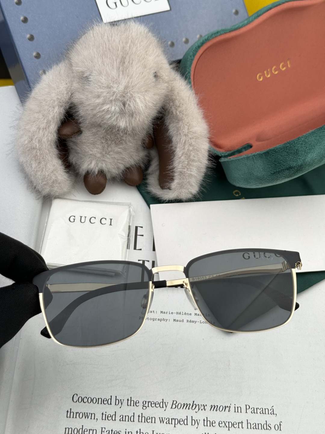 ♦️GUCCI 2025新款男女情侣款太阳镜多边形墨镜iP电镀永不褪色 超轻超有弹性整幅眼镜无螺丝重要的