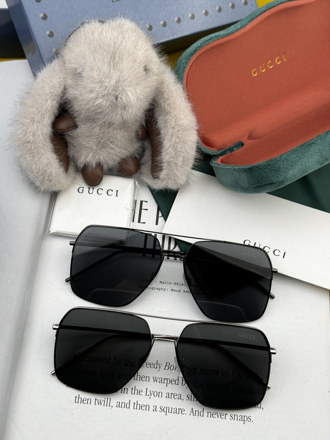 GUCCI 男款炫彩飞行员偏光太阳镜 ❤️材质：高清尼龙加厚卡槽高清偏光镜片 🌹无边框镜架💕颜👍型号：G