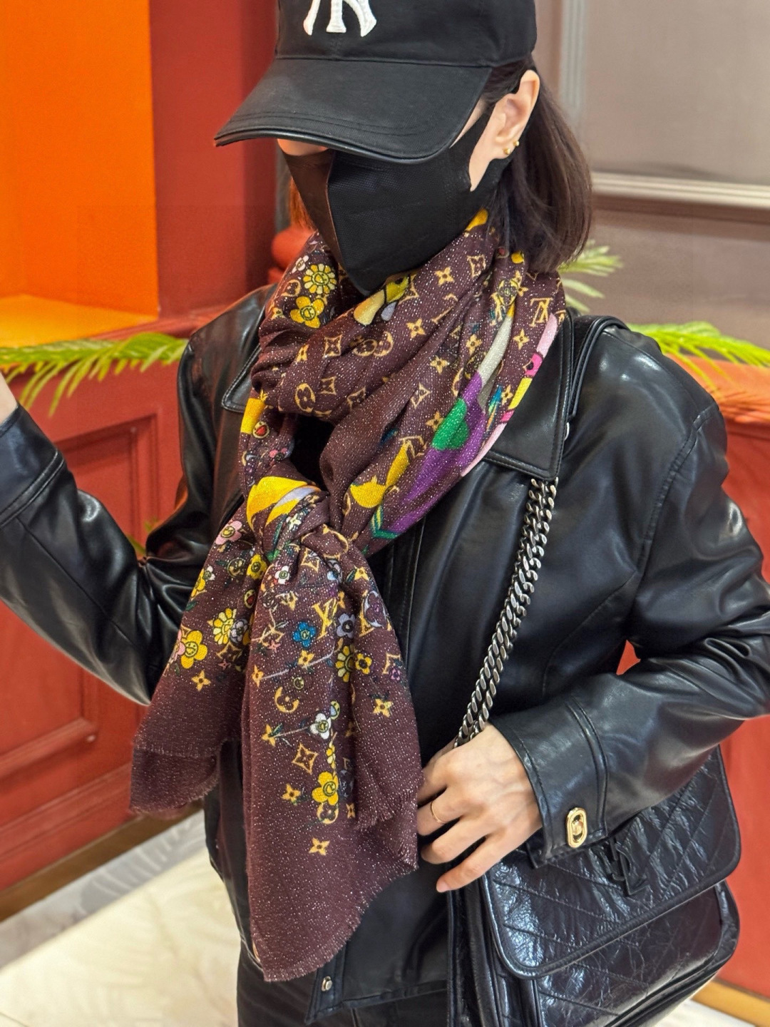 会发光发亮的围巾25年新品🌈上新 专柜同步材质 LV x TM Monogram SuPerflat F