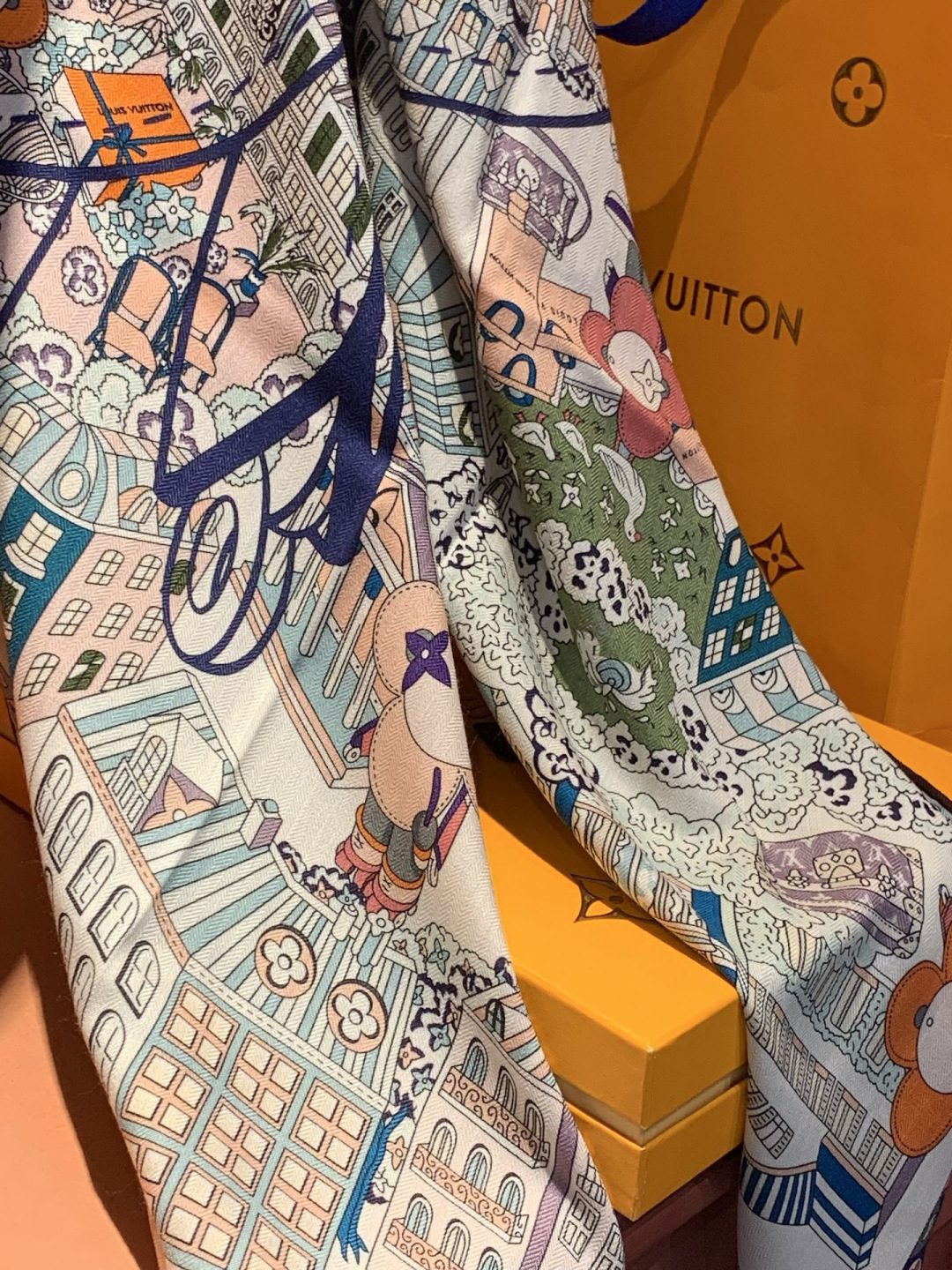 🆕L.viP 定制级别 【双面同色高奢丝绒方巾，baby绒级别的超柔触感】只有我家的品质才能叫丝绒方巾路