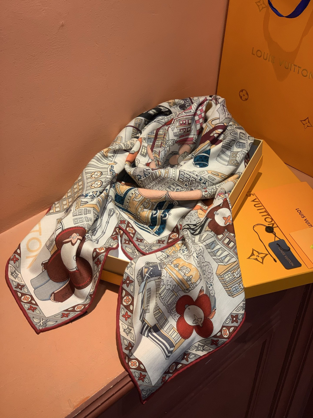 🆕L.viP 定制级别 【双面同色高奢丝绒方巾，baby绒级别的超柔触感】只有我家的品质才能叫丝绒方巾路