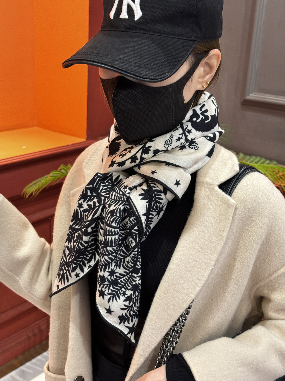 羊绒新款🆕👏👏买了都说好看‼️推荐💕爱马仕双面同色羊绒方巾【玛雅森林双面同色140】，顶级工艺超值‼️爱