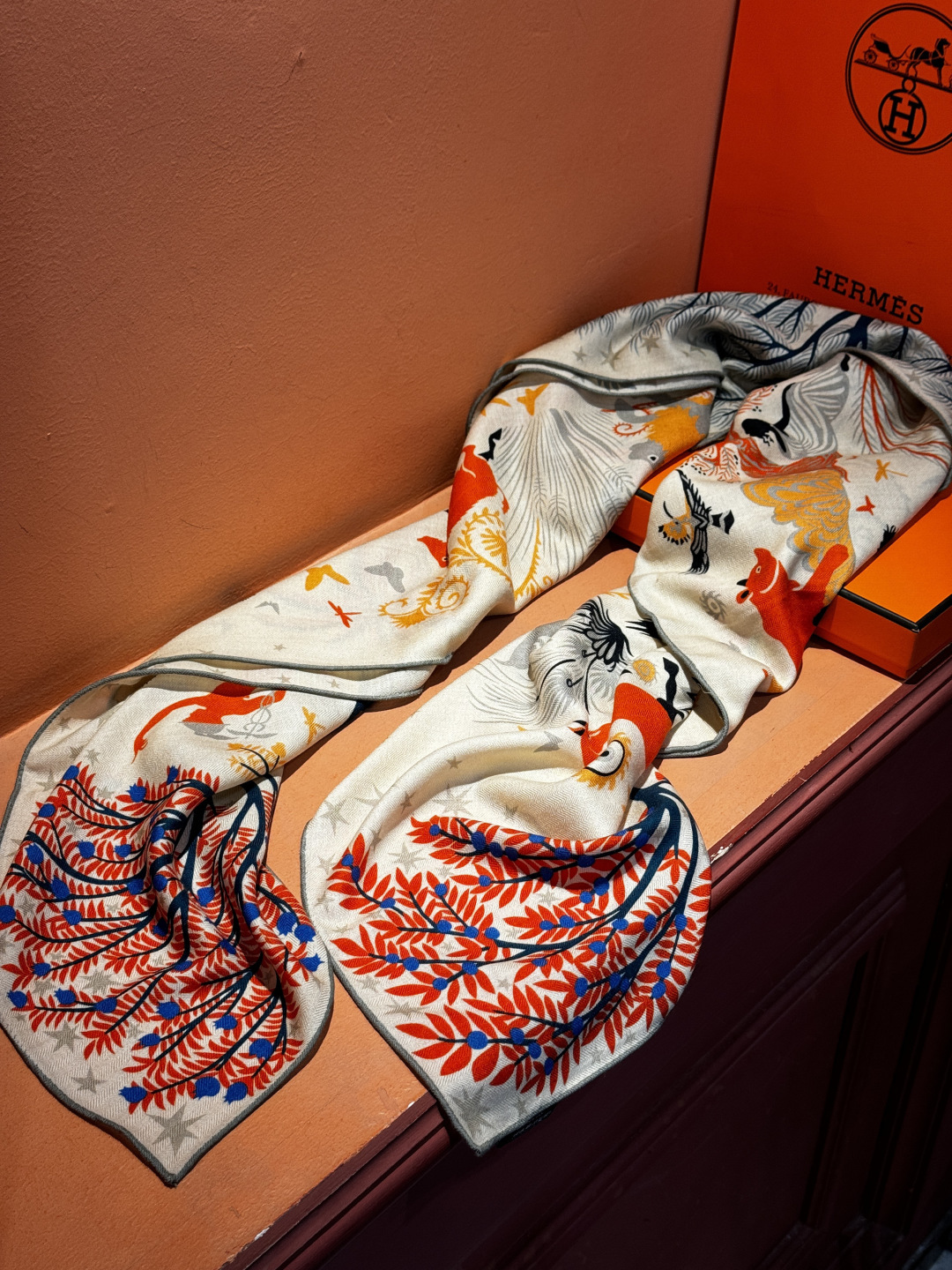 羊绒新款🆕👏👏买了都说好看‼️推荐💕爱马仕双面同色羊绒方巾【玛雅森林双面同色140】，顶级工艺超值‼️爱