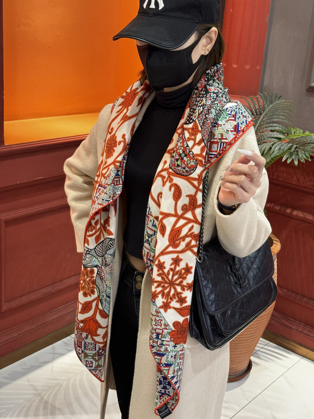 羊绒新款🆕👏👏买了都说好看‼️推荐💕爱马仕双面同色羊绒方巾【美洲豹与蜂鸟双面同色140】，顶级工艺超值‼