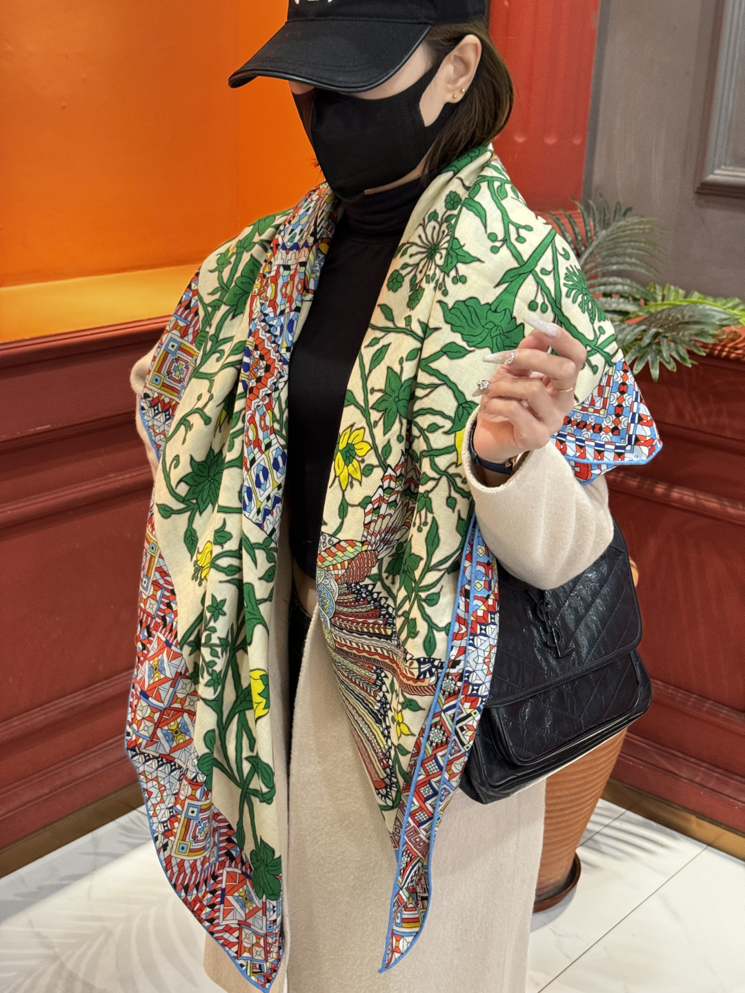 羊绒新款🆕👏👏买了都说好看‼️推荐💕爱马仕双面同色羊绒方巾【美洲豹与蜂鸟双面同色140】，顶级工艺超值‼