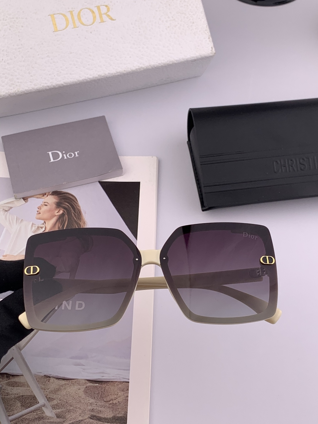 🔺 【DIOR-迪奥】2025开春新款 潮流爆款 时尚方框偏光太阳镜 高品质 佩戴舒适 网红潮款墨镜 女