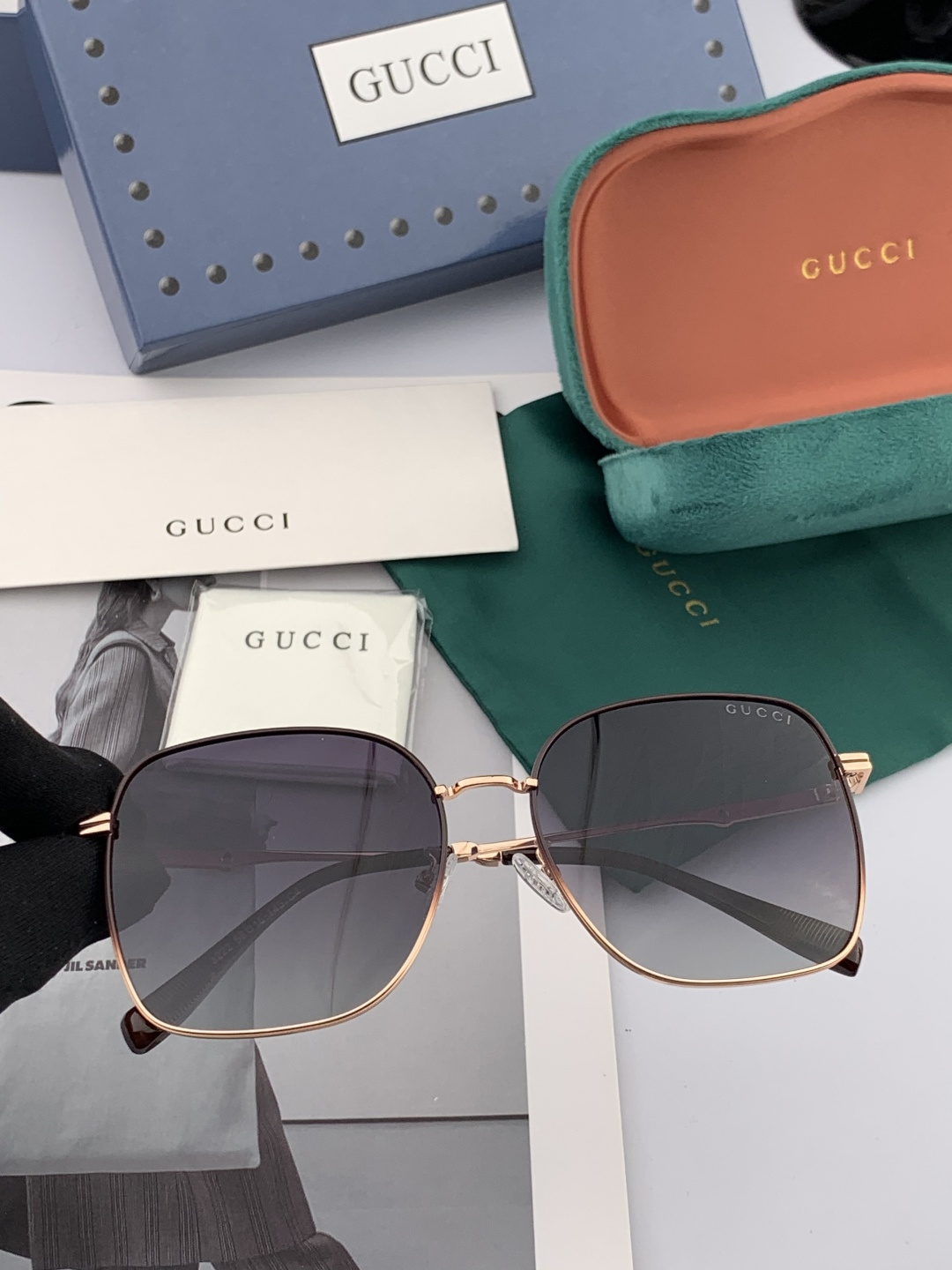 【尼龙偏光系列】GUCCI太阳镜墨圆框设计，不挑脸型，无论搭配大衣还是连衣裙都非常显气质尼龙偏光镜片预防