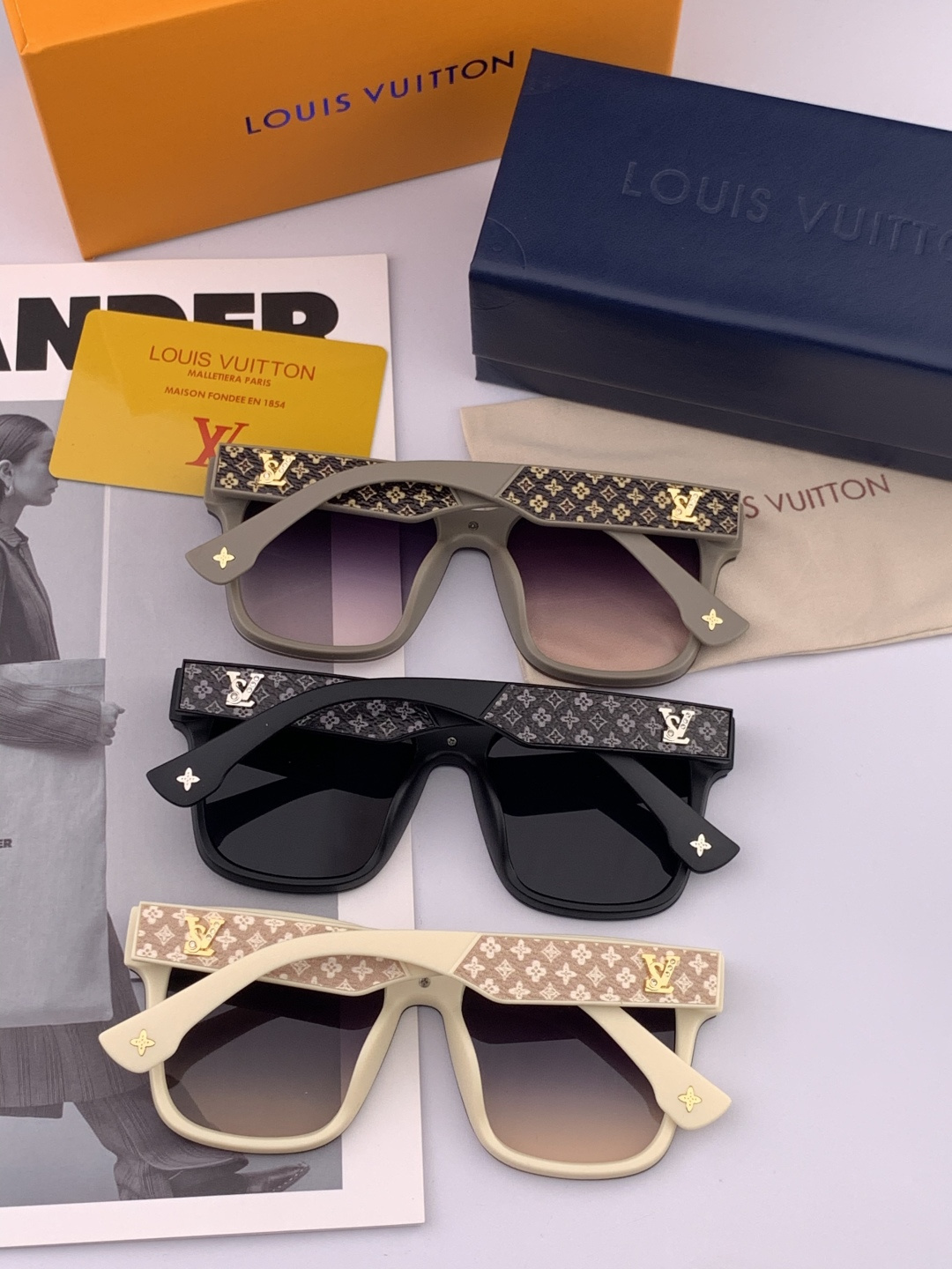 GUCCI 2025开春新款太阳镜 各路网红纷纷带起气场满分‼️ 俏皮甜美.上脸效果更佳.金属质感超好 