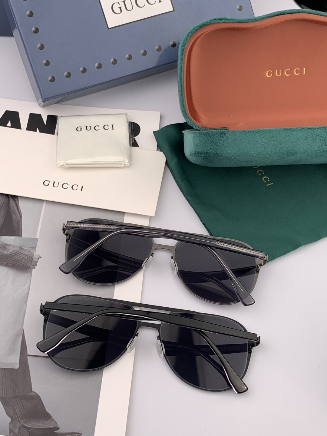 GUCCI 男款炫彩飞行员偏光太阳镜 ❤️材质：高清尼龙加厚卡槽高清偏光镜片 🌹无边框镜架💕颜👍型号：G