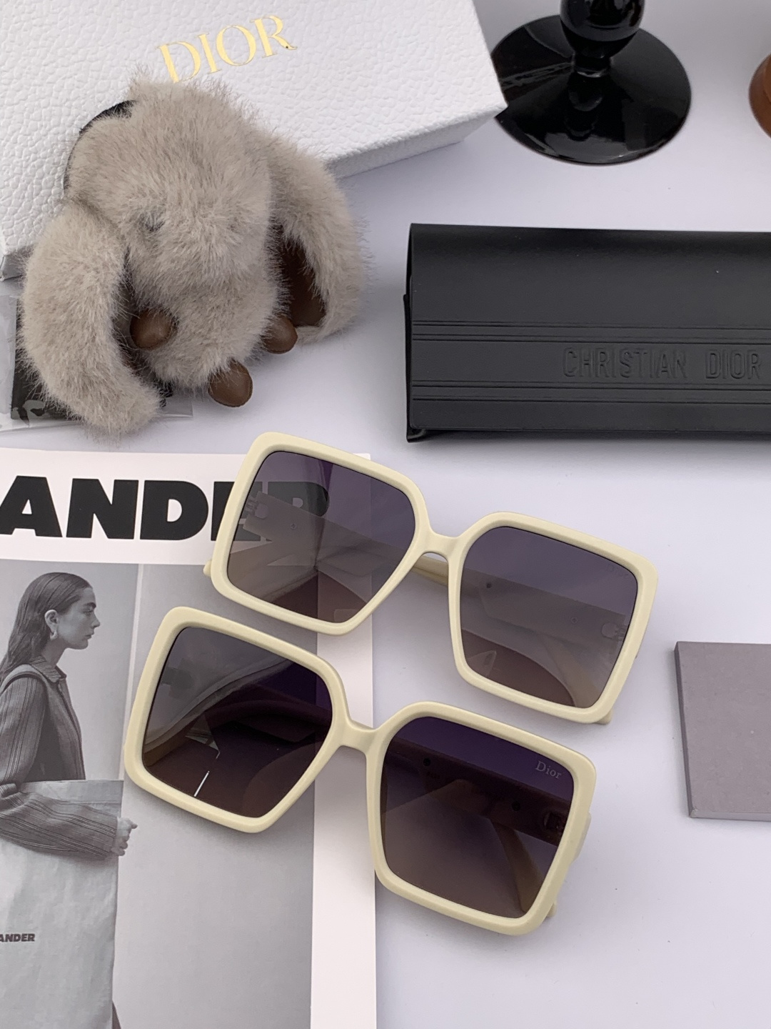 🔺 【DIOR-迪奥】2025开春新款 潮流爆款 时尚方框偏光太阳镜 高品质 佩戴舒适 网红潮款墨镜 女