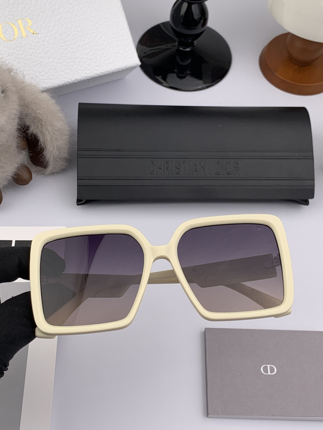 🔺 【DIOR-迪奥】2025开春新款 潮流爆款 时尚方框偏光太阳镜 高品质 佩戴舒适 网红潮款墨镜 女