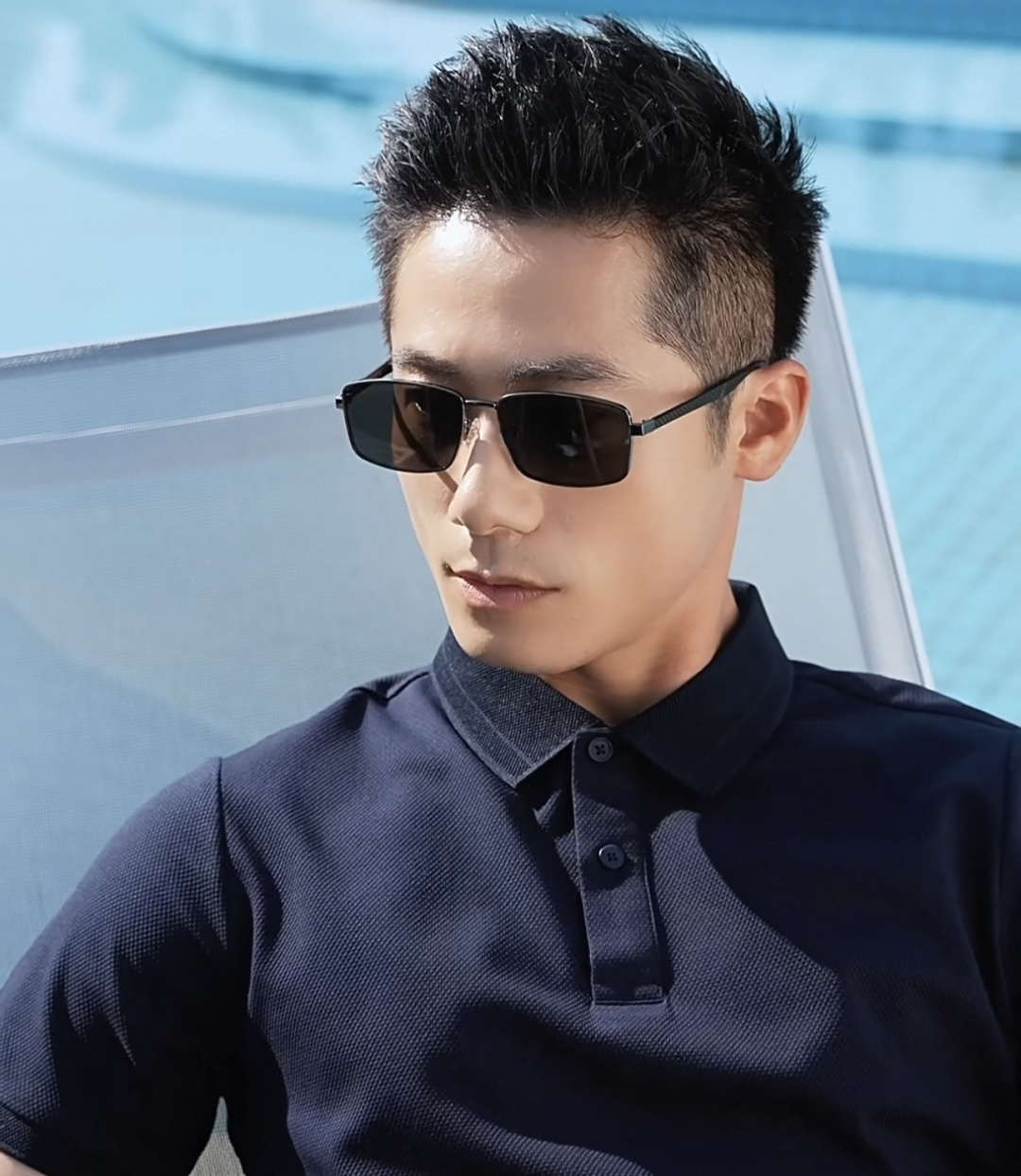 GUCCI 男款炫彩飞行员偏光太阳镜 ❤️材质：高清尼龙加厚卡槽高清偏光镜片 🌹无边框镜架💕颜👍型号：G