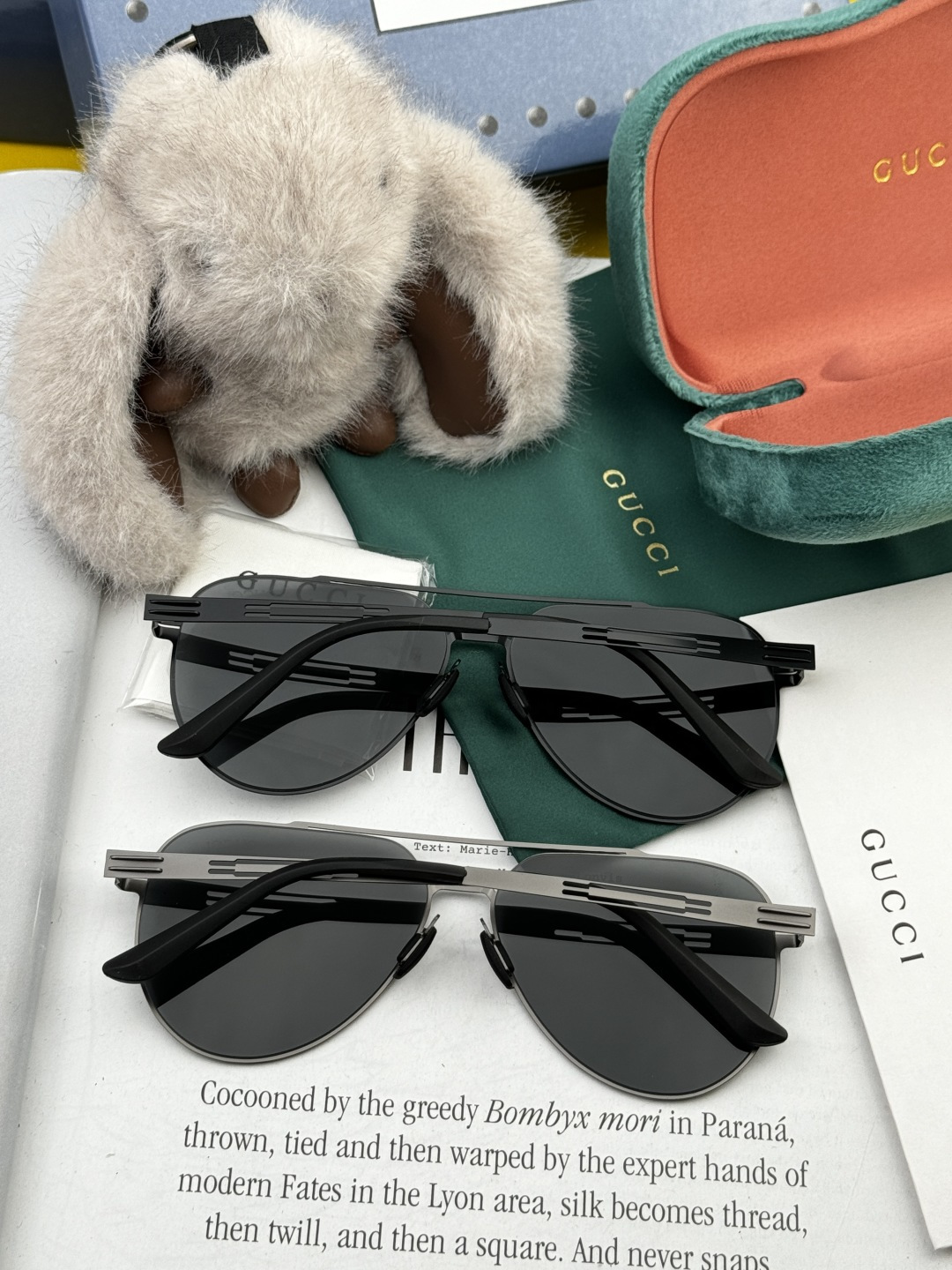 ♦️ GUCCI 2025新款男女情侣款太阳镜多边形墨镜iP电镀永不褪色 超轻超有弹性整幅眼镜无螺丝重要