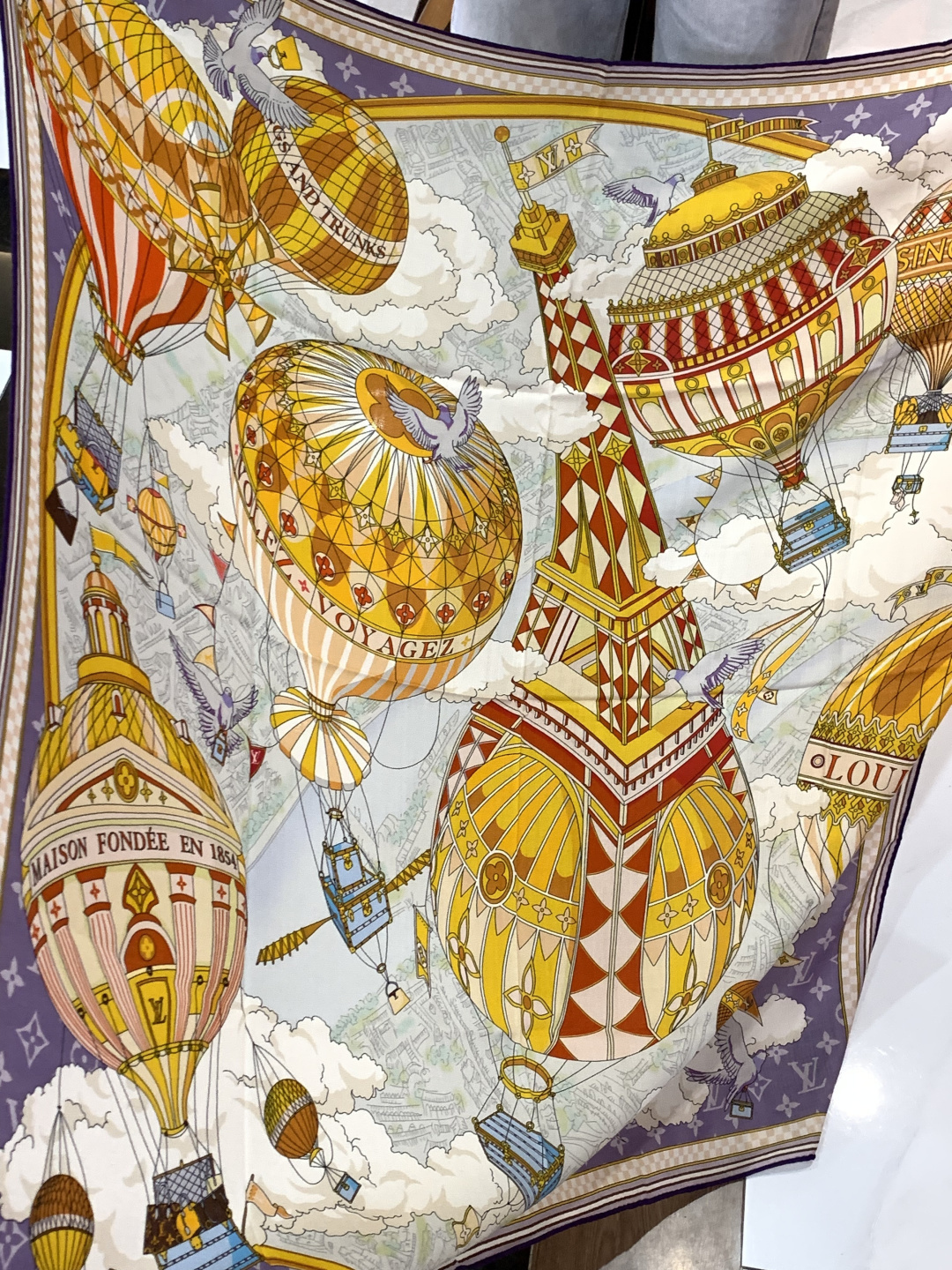 LV x TM 140披肩【140顶级丝绒双面同色披肩】本款LVxTMMonogram Multicol