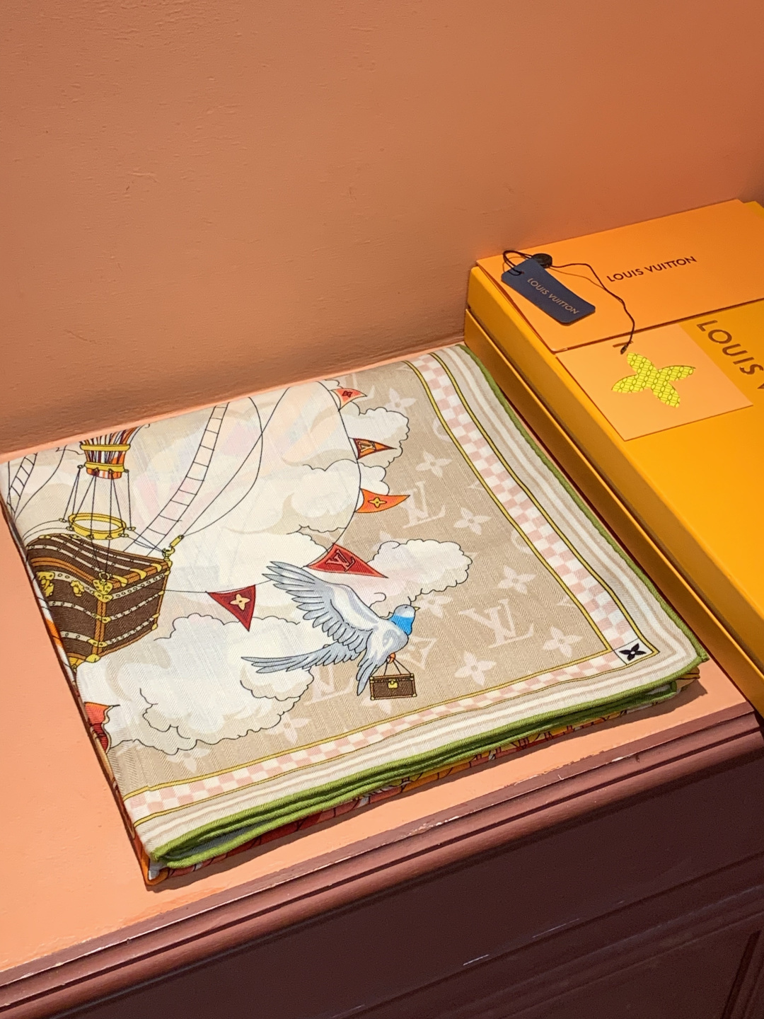 LV x TM 140披肩【140顶级丝绒双面同色披肩】本款LVxTMMonogram Multicol