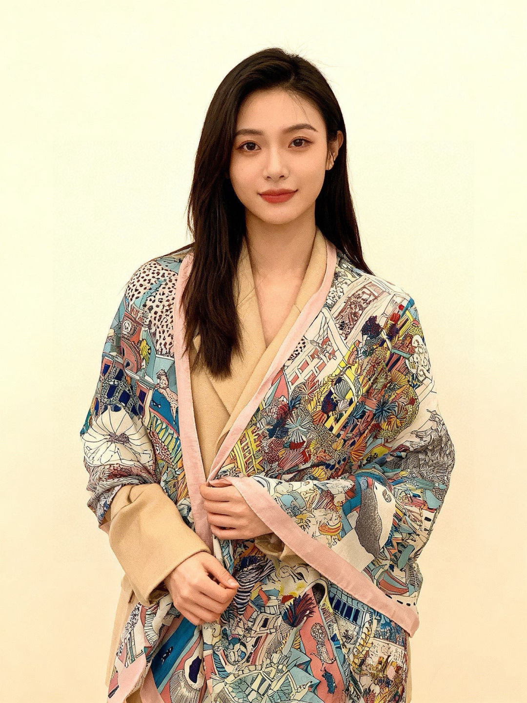 羊绒新款🆕👏👏买了都说好看‼️推荐💕爱马仕双面同色羊绒方巾【动物之城双面同色140】，顶级工艺超值‼️爱