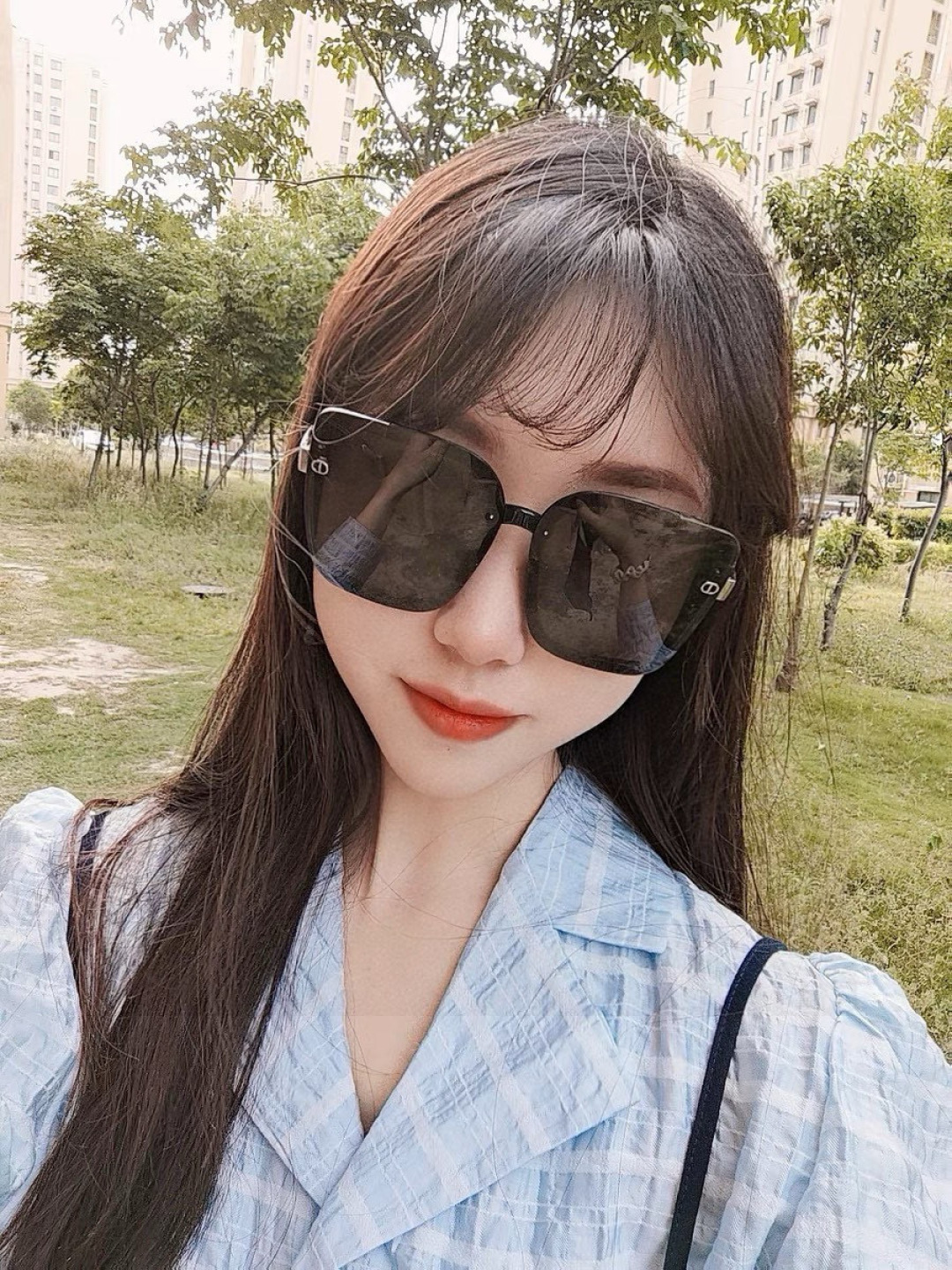 🔺 【DIOR-迪奥】🌾开春新款 潮流爆款 时尚方框偏光太阳镜 高品质 佩戴舒适 网红潮款墨镜 型号：D