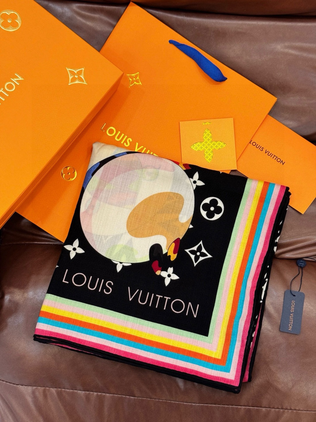 LV x TM SUPERFLAT 140丝绒方巾【140真丝羊绒双面同色披肩】LV x TM Mono