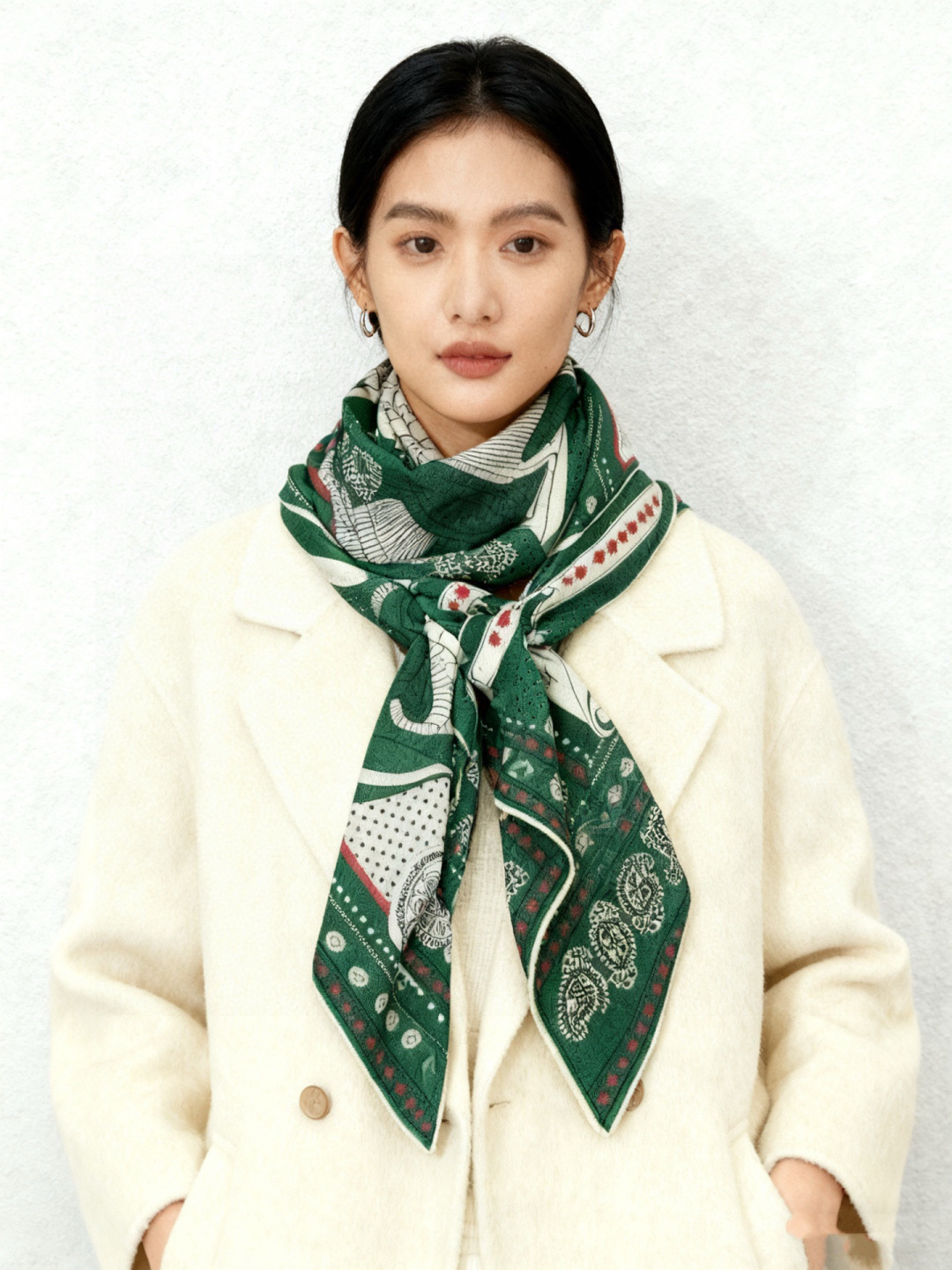 💟羊绒新款🆕👏👏买了都说好看‼️推荐💕爱马仕双面同色羊绒方巾，顶级工艺超值‼️爱马仕专柜爆款🎁💟立体呈现