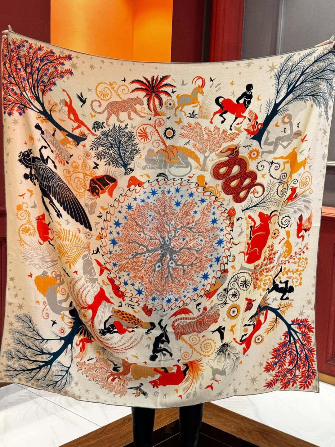 羊绒新款🆕👏👏买了都说好看‼️推荐💕爱马仕双面同色羊绒方巾【玛雅森林双面同色140】，顶级工艺超值‼️爱