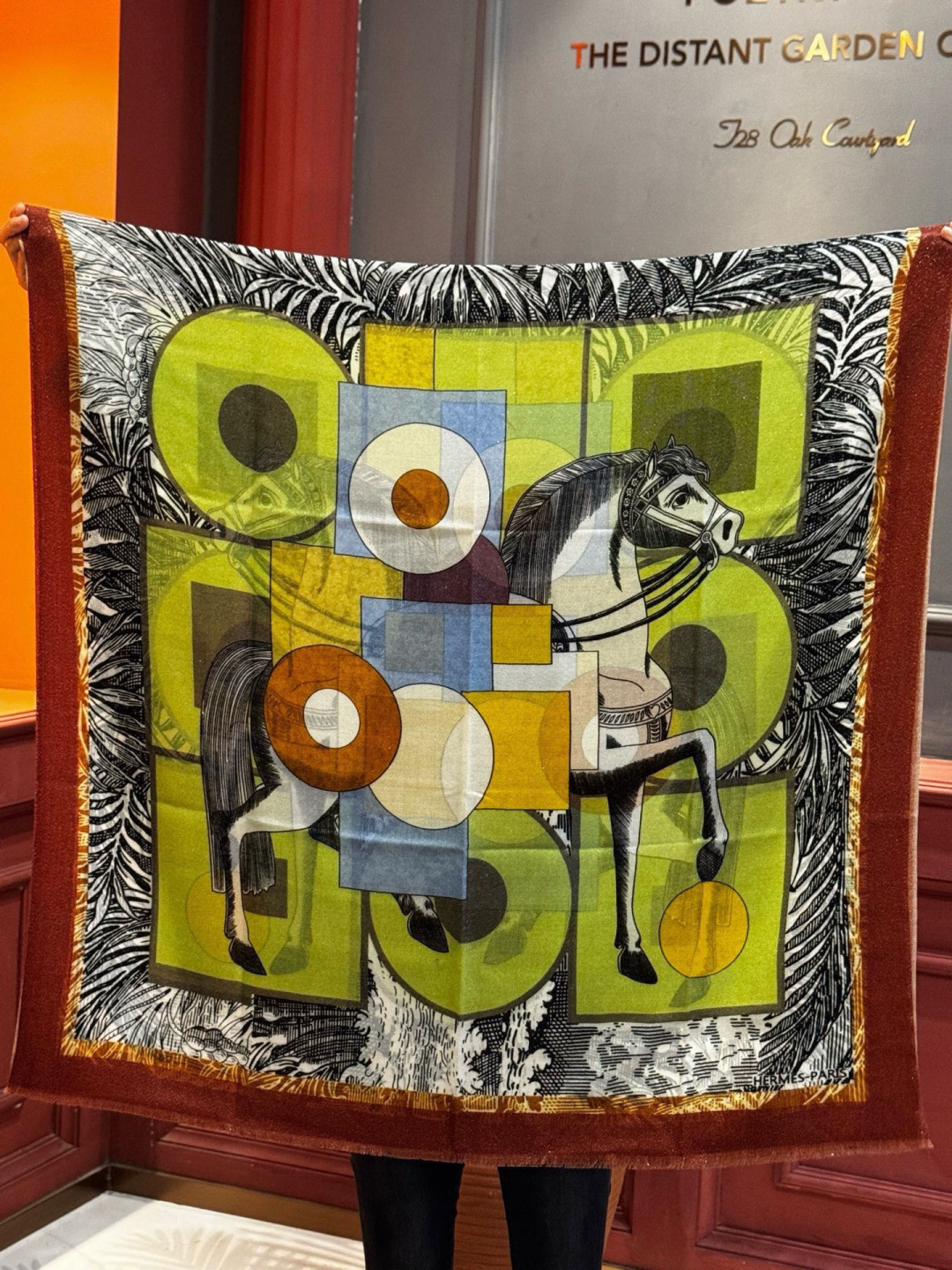 会发光发亮的围巾 爱马仕 专柜同步 买了都说好看羊绒印花‼️推荐💕顶级工艺超值‼️爱马仕专柜爆款🎁🎁羊绒