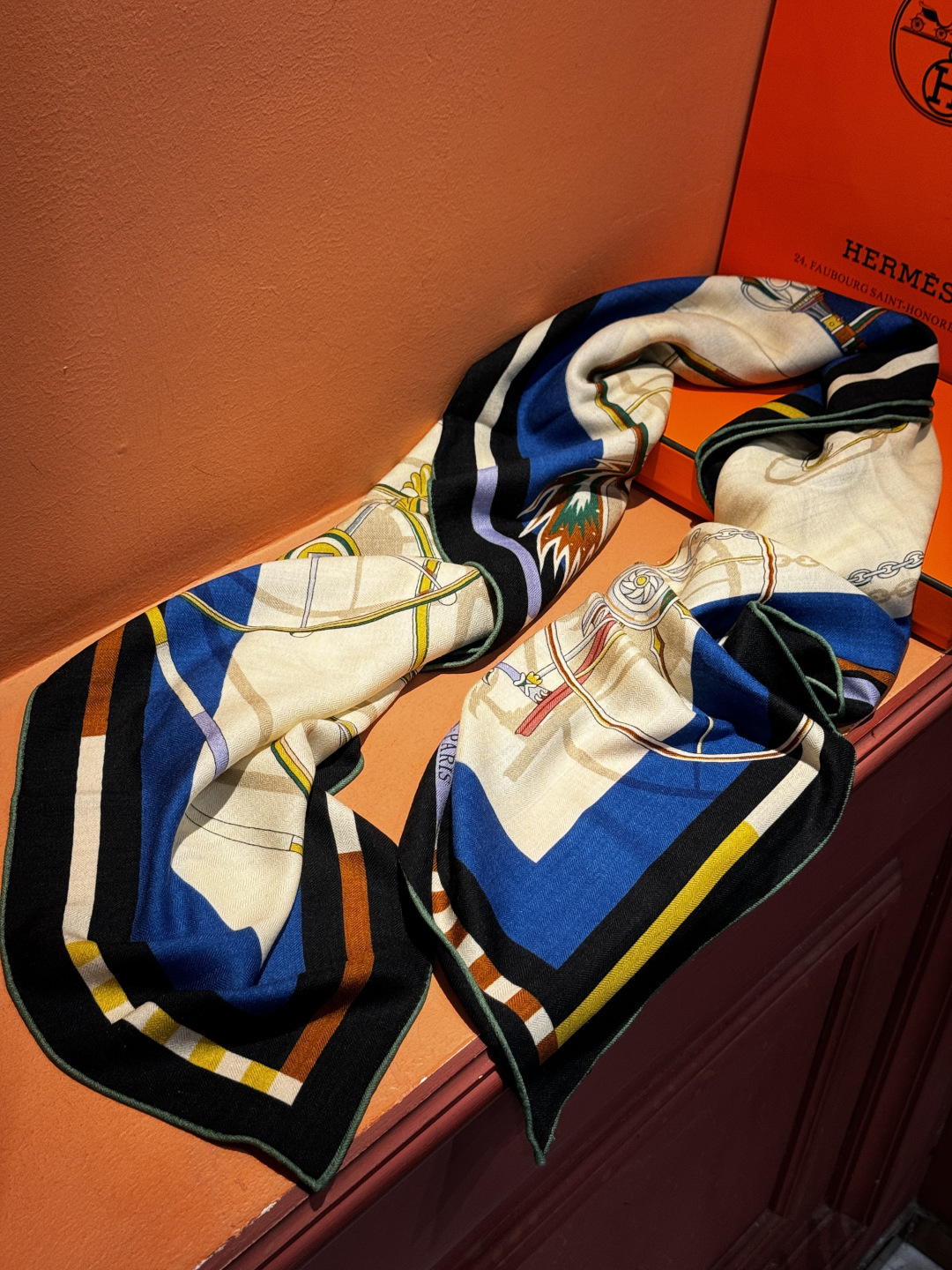 ❄️【双面同色】原单爱马仕140cm丝绒方巾💕 《平衡马车》，没有体验过野村大辅的豪华马车，就不算拥有丰