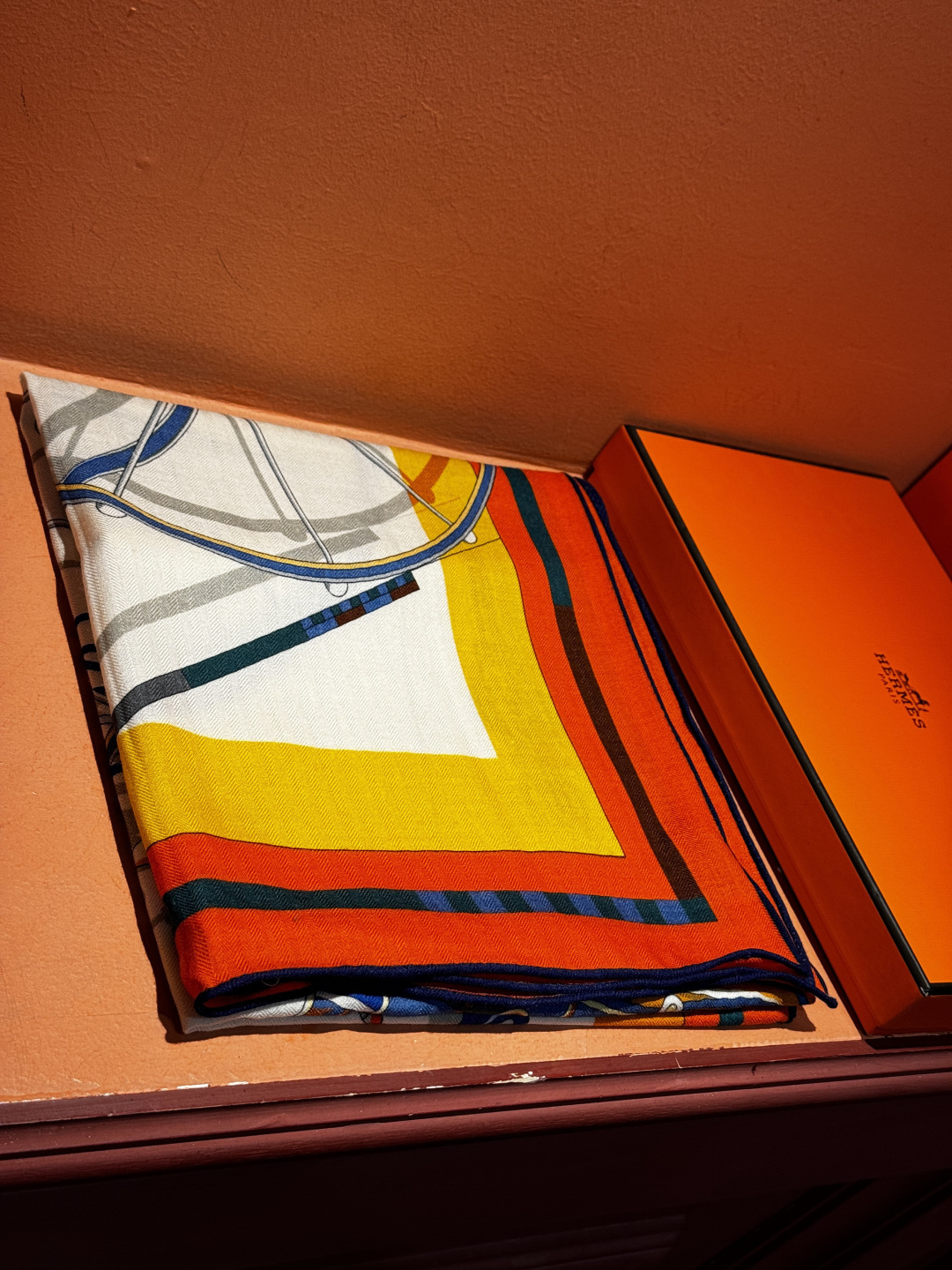 ❄️【双面同色】原单爱马仕140cm丝绒方巾💕 《平衡马车》，没有体验过野村大辅的豪华马车，就不算拥有丰