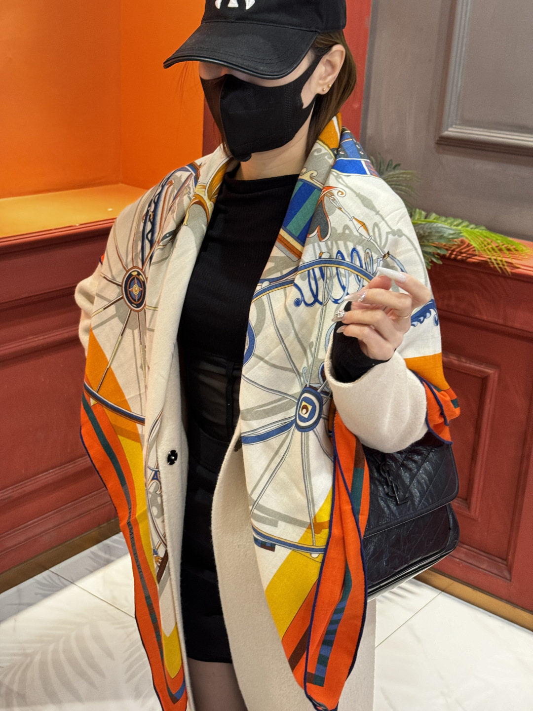 ❄️【双面同色】原单爱马仕140cm丝绒方巾💕 《平衡马车》，没有体验过野村大辅的豪华马车，就不算拥有丰