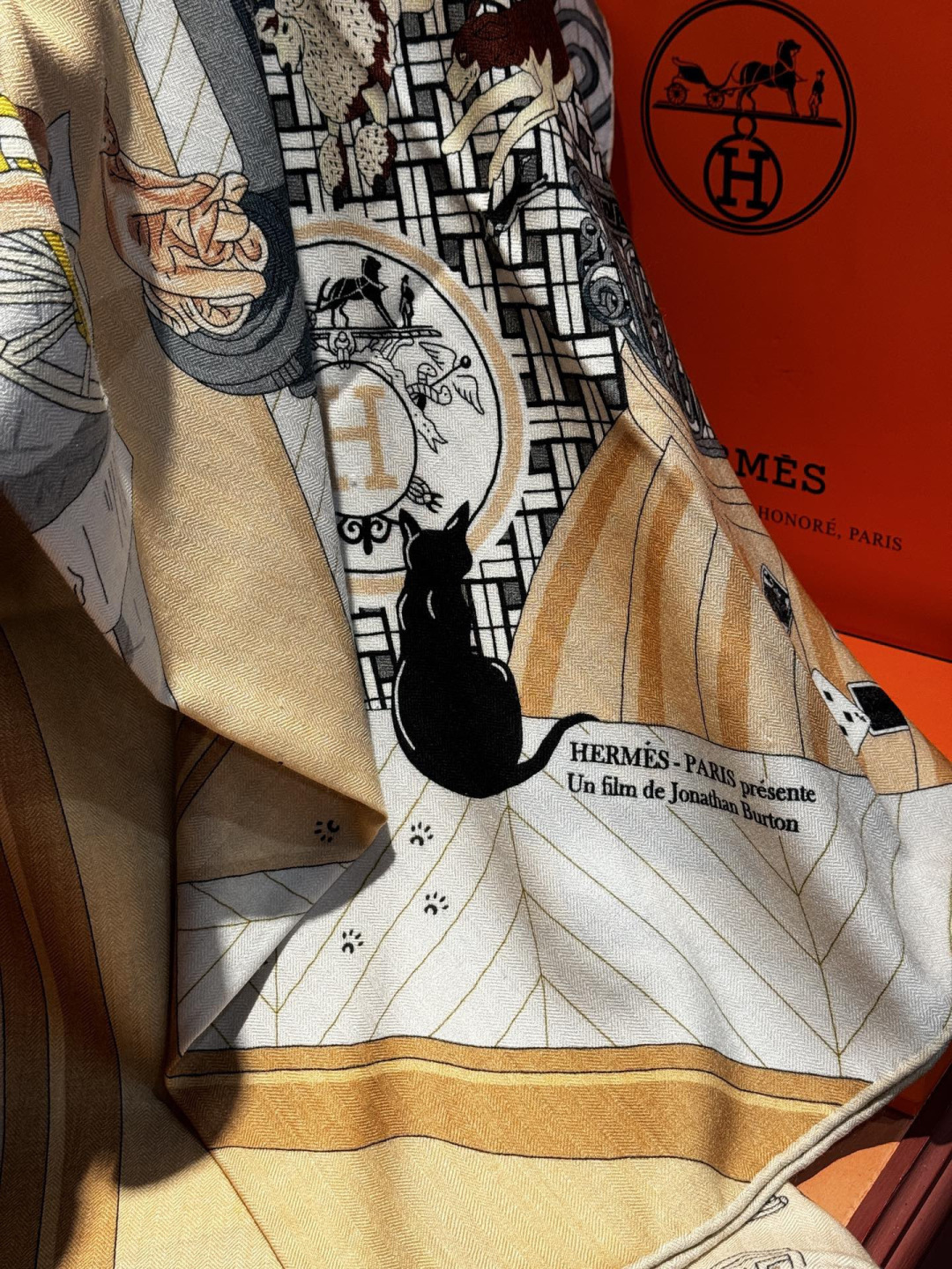 💟上新💞｛24号之谜｝羊绒大方巾[双面同色140]手工卷边H家是创意和作品故事的无限源泉，每季皆推出全新