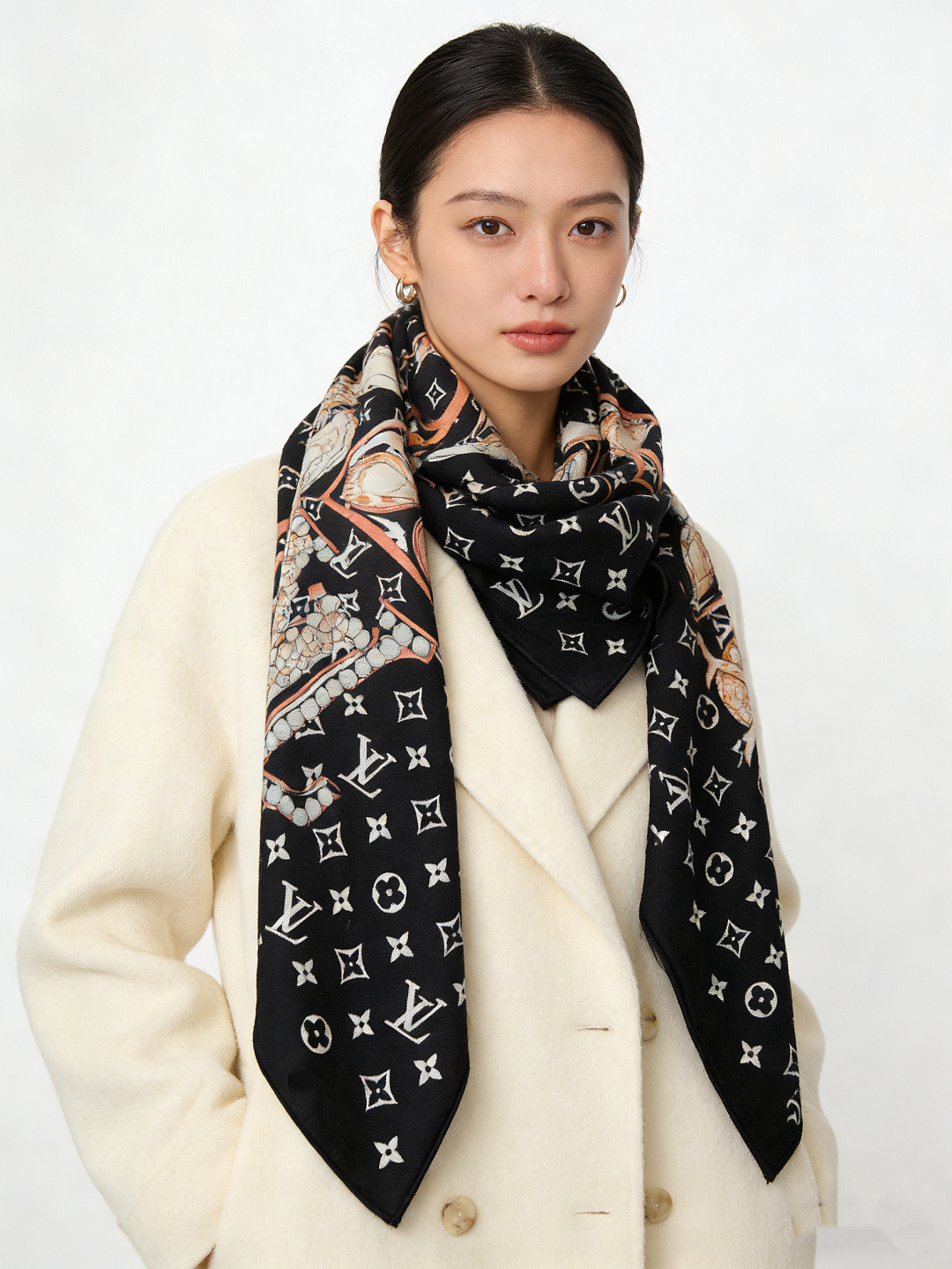 LV x TM 140披肩【140顶级丝绒双面同色披肩】本款LVxTMMonogram Multicol