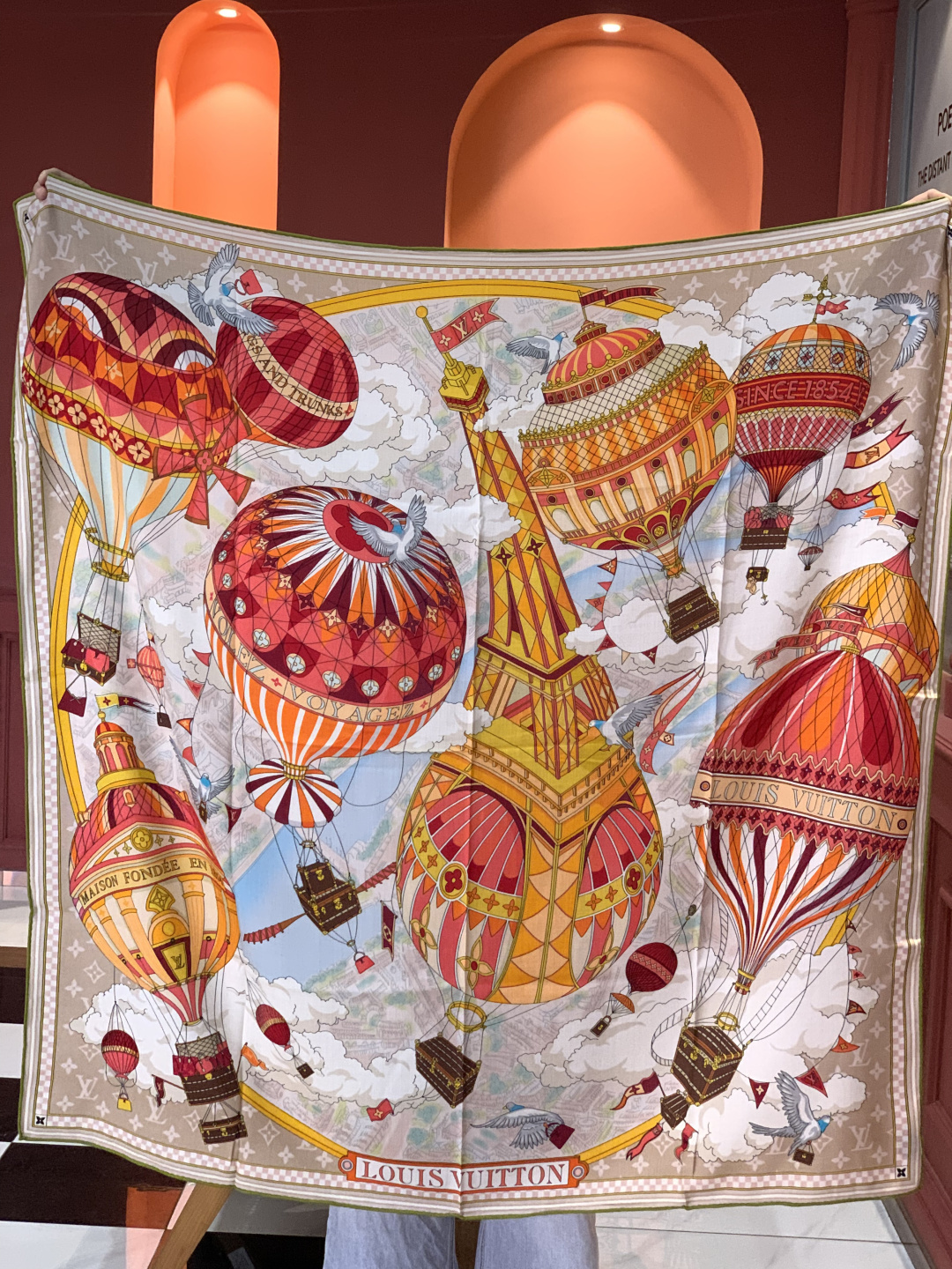 LV x TM 140披肩【140顶级丝绒双面同色披肩】本款LVxTMMonogram Multicol