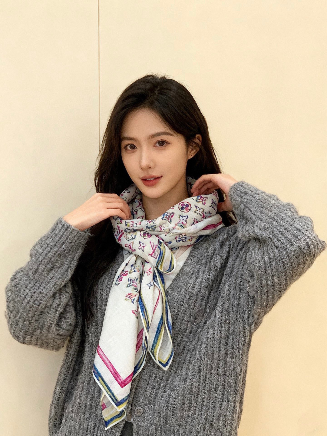 LV x TM 140披肩【140顶级丝绒双面同色披肩】本款LVxTMMonogram Multicol