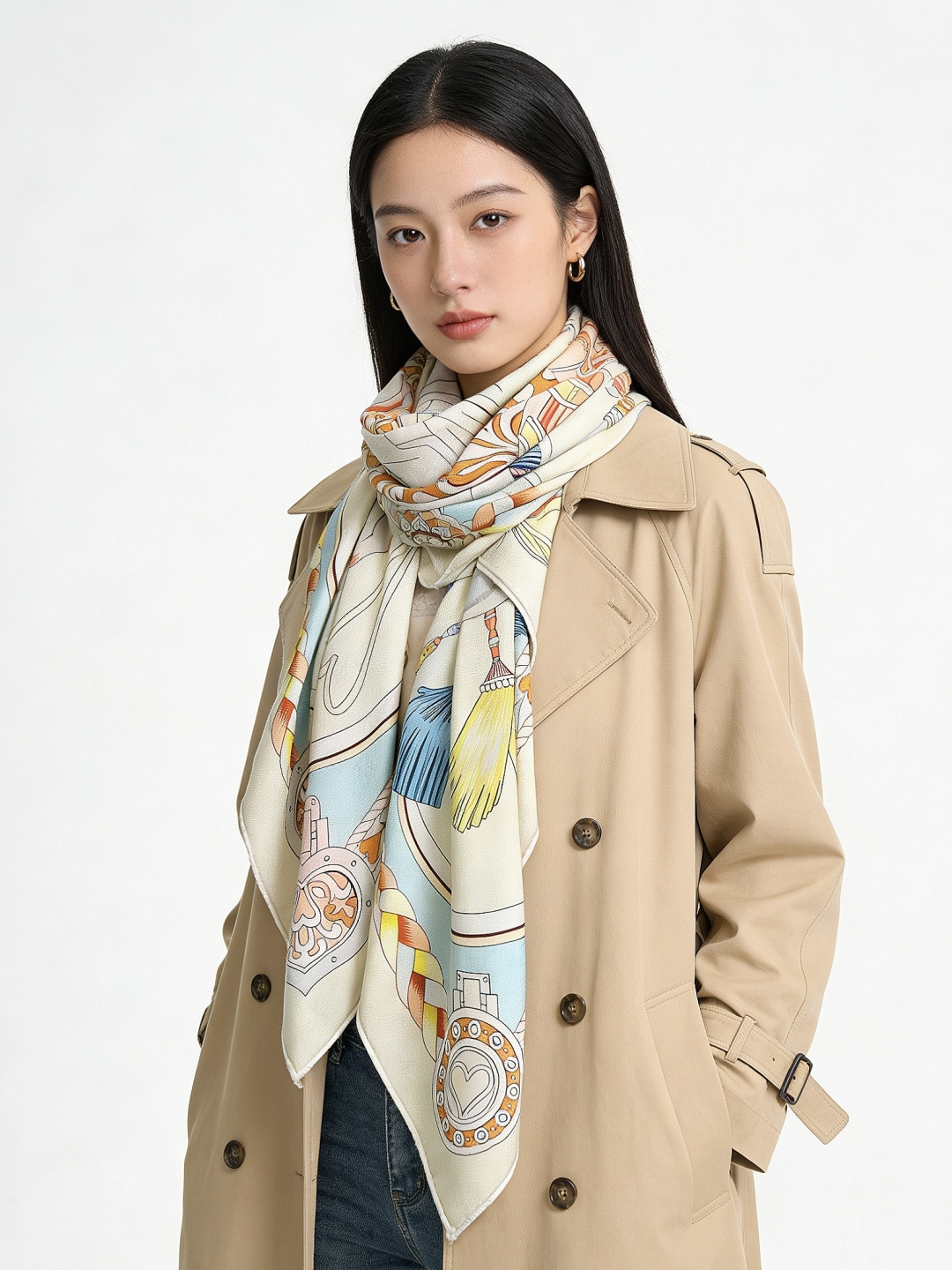 【双面同色】原单爱马仕140cm丝绒方巾💕 甜蜜的鞍具，装饰家芳登和佩西耶设计的一款餐盘增添骑士般的浪漫