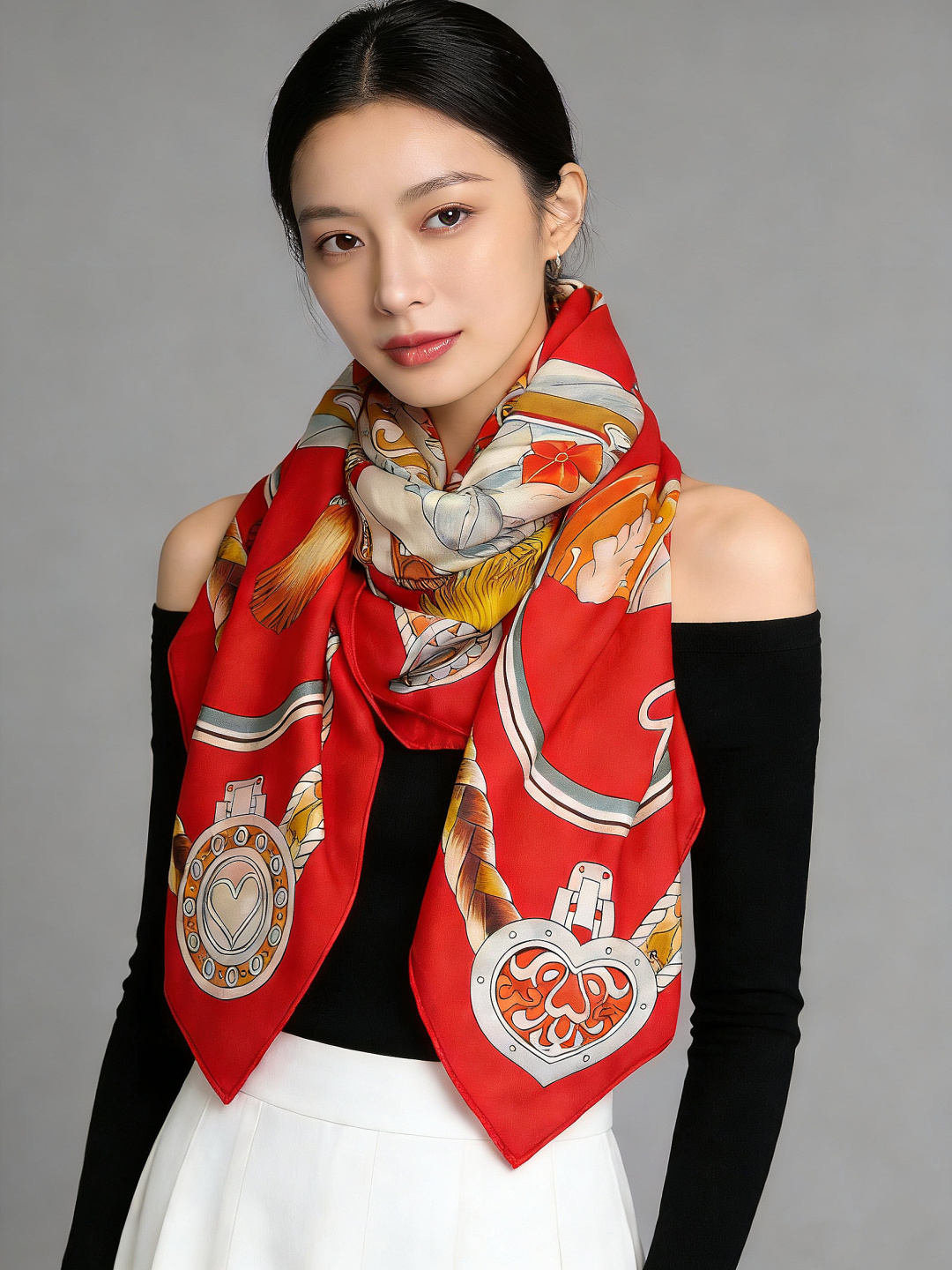 【双面同色】原单爱马仕140cm丝绒方巾💕 甜蜜的鞍具，装饰家芳登和佩西耶设计的一款餐盘增添骑士般的浪漫