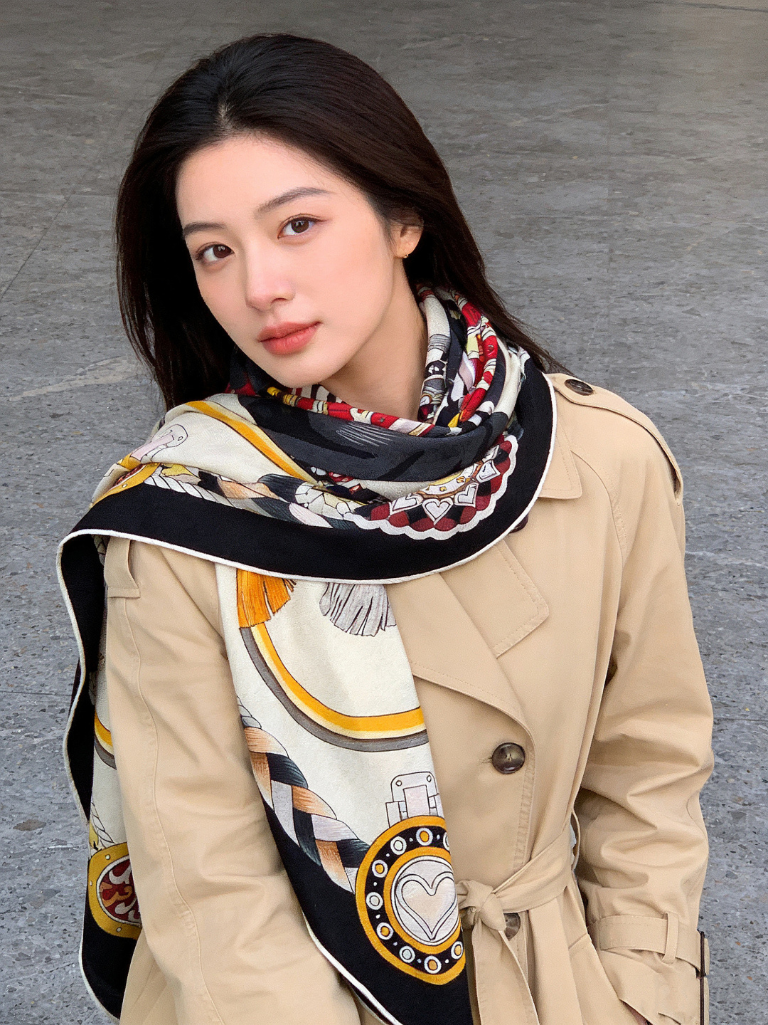 【双面同色】原单爱马仕140cm丝绒方巾💕 甜蜜的鞍具，装饰家芳登和佩西耶设计的一款餐盘增添骑士般的浪漫