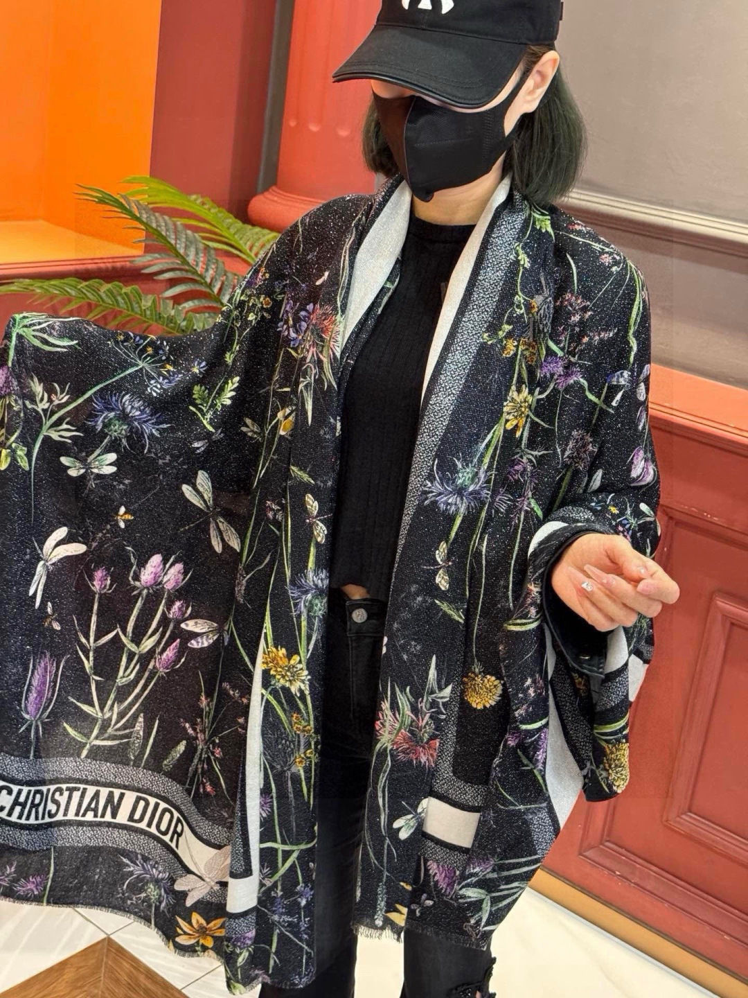 （会发光发亮的围巾）💃🏻💃🏻D家【D太阳女神银丝长巾】‼️抢‼️VIP推荐 ‼️👍下手一定要快【高端 大