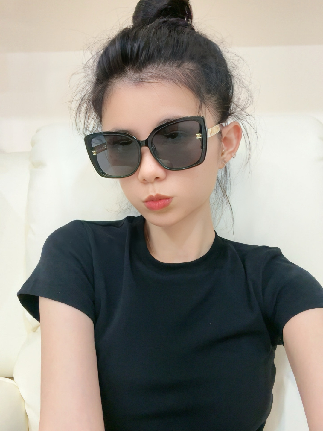 新品CHANEL 香奈儿太阳镜以独特魅力和前卫风格诠释春夏最新眼镜，质感超好佩带舒适 型号：CH2077