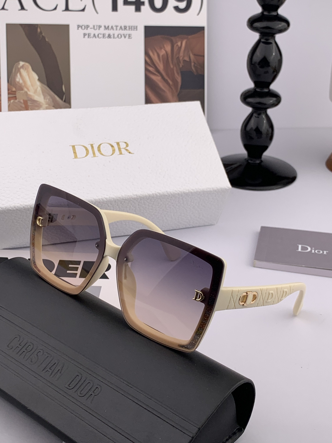 🔺 【DIOR-迪奥】2025开春新款 潮流爆款 时尚方框太阳镜 高品质 佩戴舒适 网红潮款墨镜 型号：