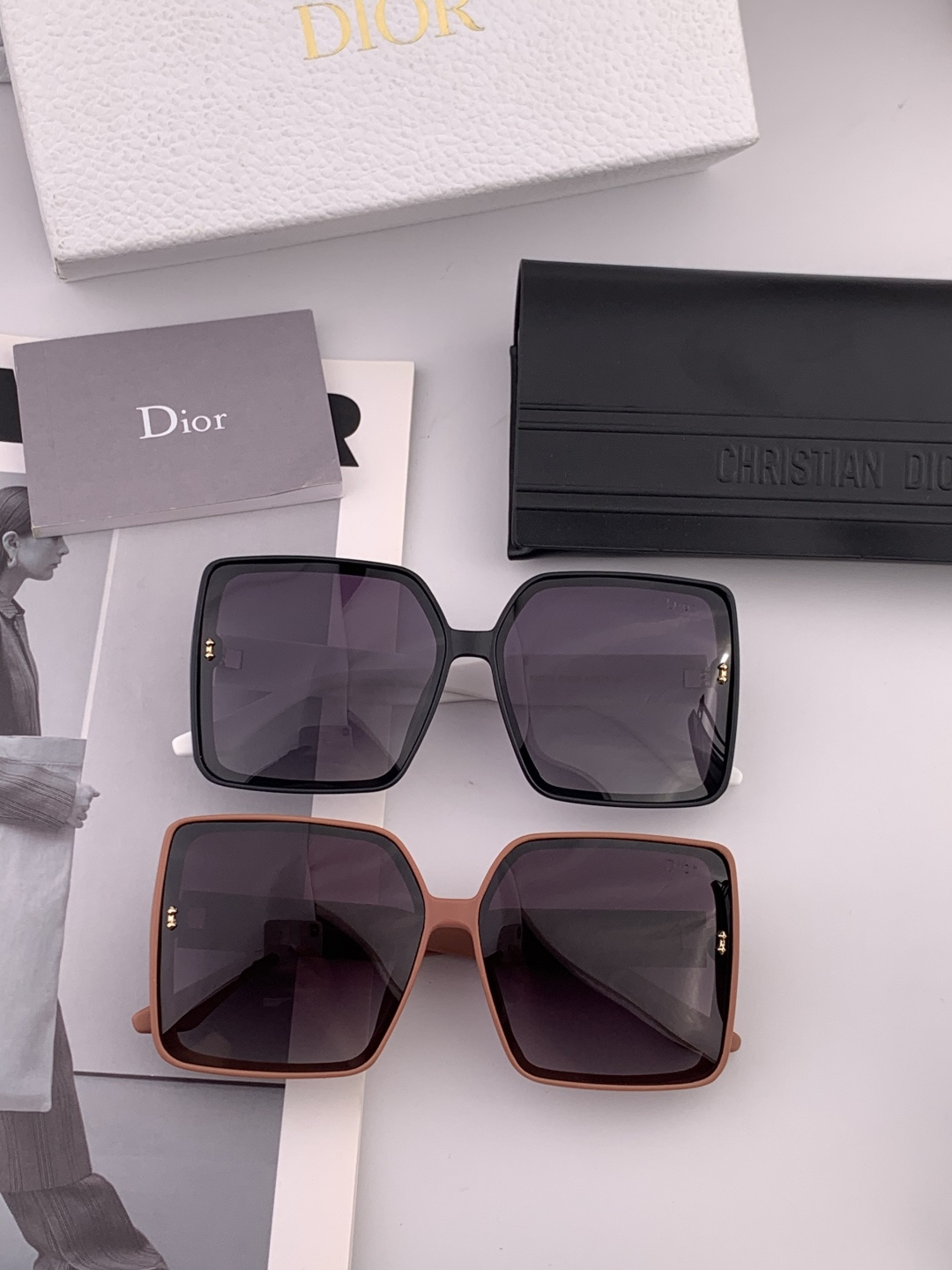 🔺 【DIOR-迪奥】开春新款 潮流爆款 时尚方框偏光太阳镜 高品质 佩戴舒适 网红潮款墨镜 型号：D8