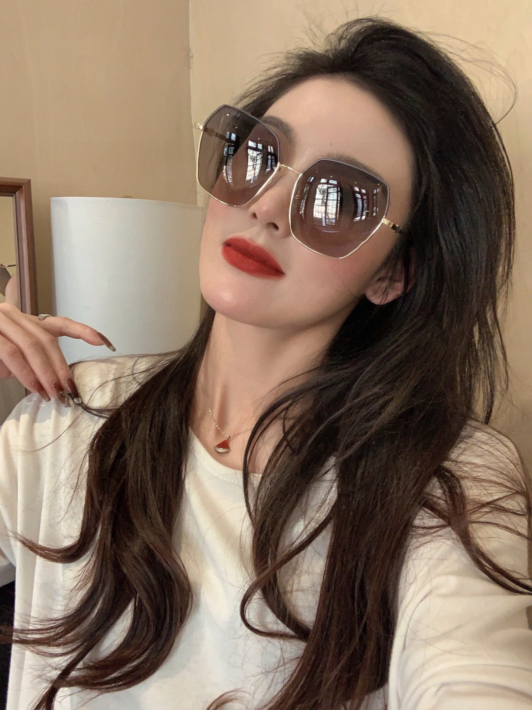 🔺 【DIOR-迪奥】开春新款 潮流爆款 时尚方框偏光太阳镜 高品质 佩戴舒适 网红潮款墨镜 型号：D6