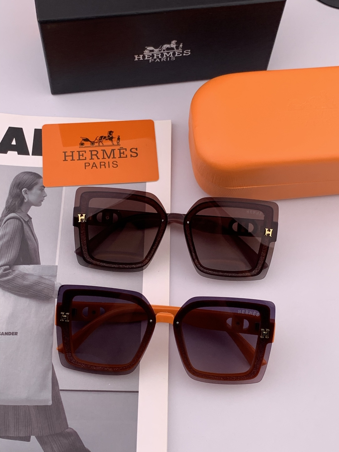 HERMES 爱马仕 开春新款🎈原版出货 网红超爆款💙经典奢华全球风[强][酷][亲亲] 时尚方框太阳镜